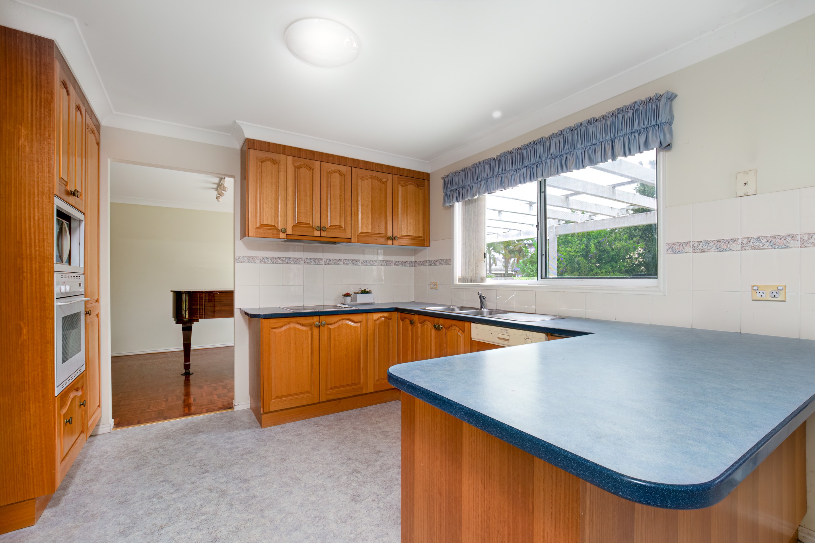 28 Seabrook Crescent, Forest Lake, QLD 4078