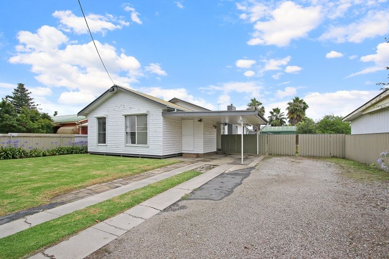 12 Charles Street , Wodonga VIC 3690