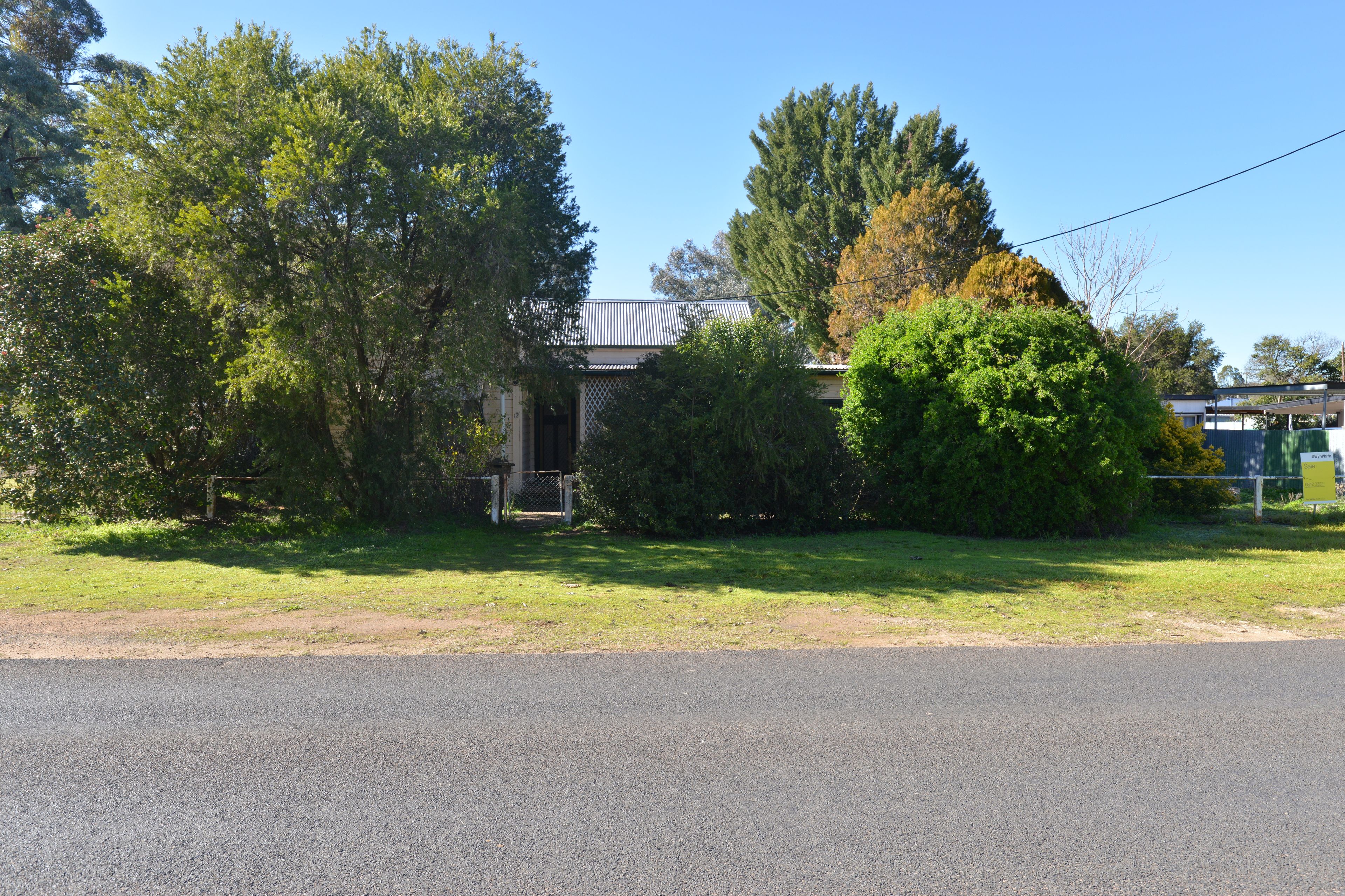 12 Bullinda Street — photo 11 of 15