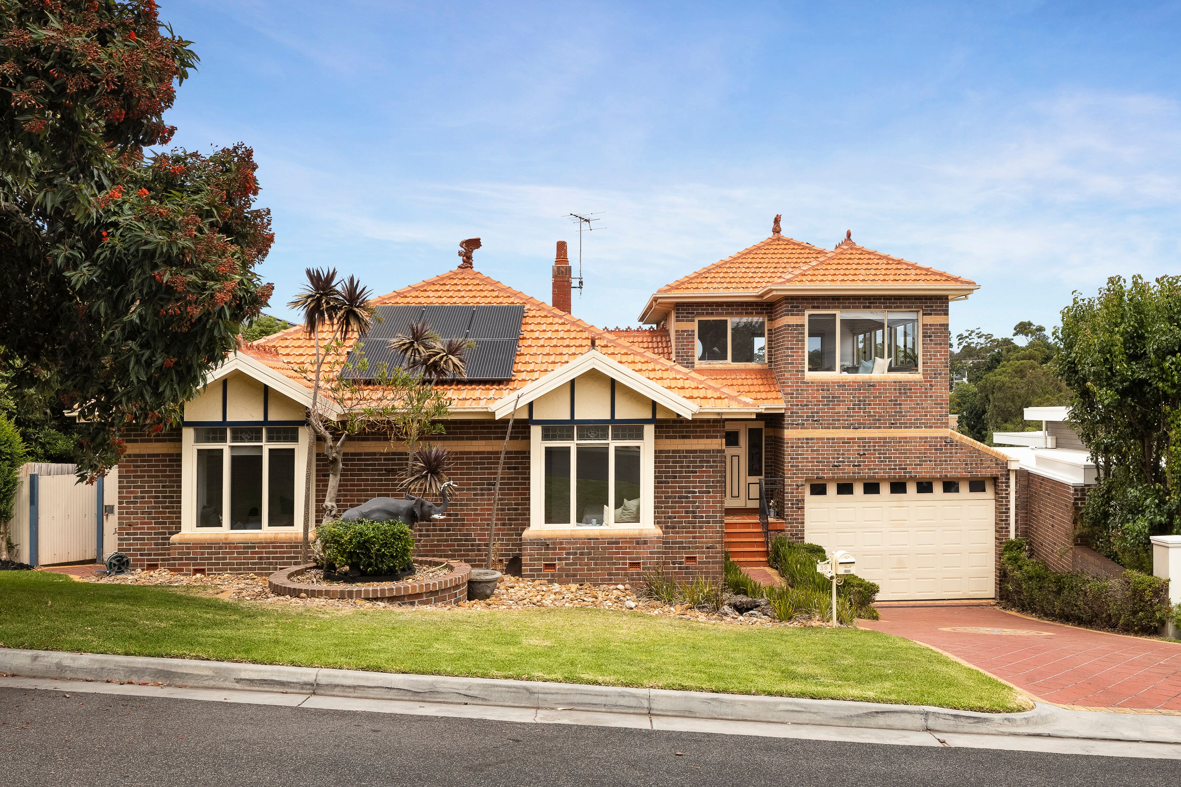 39 Violet Street, Frankston South, VIC 3199 Sold House Ray White