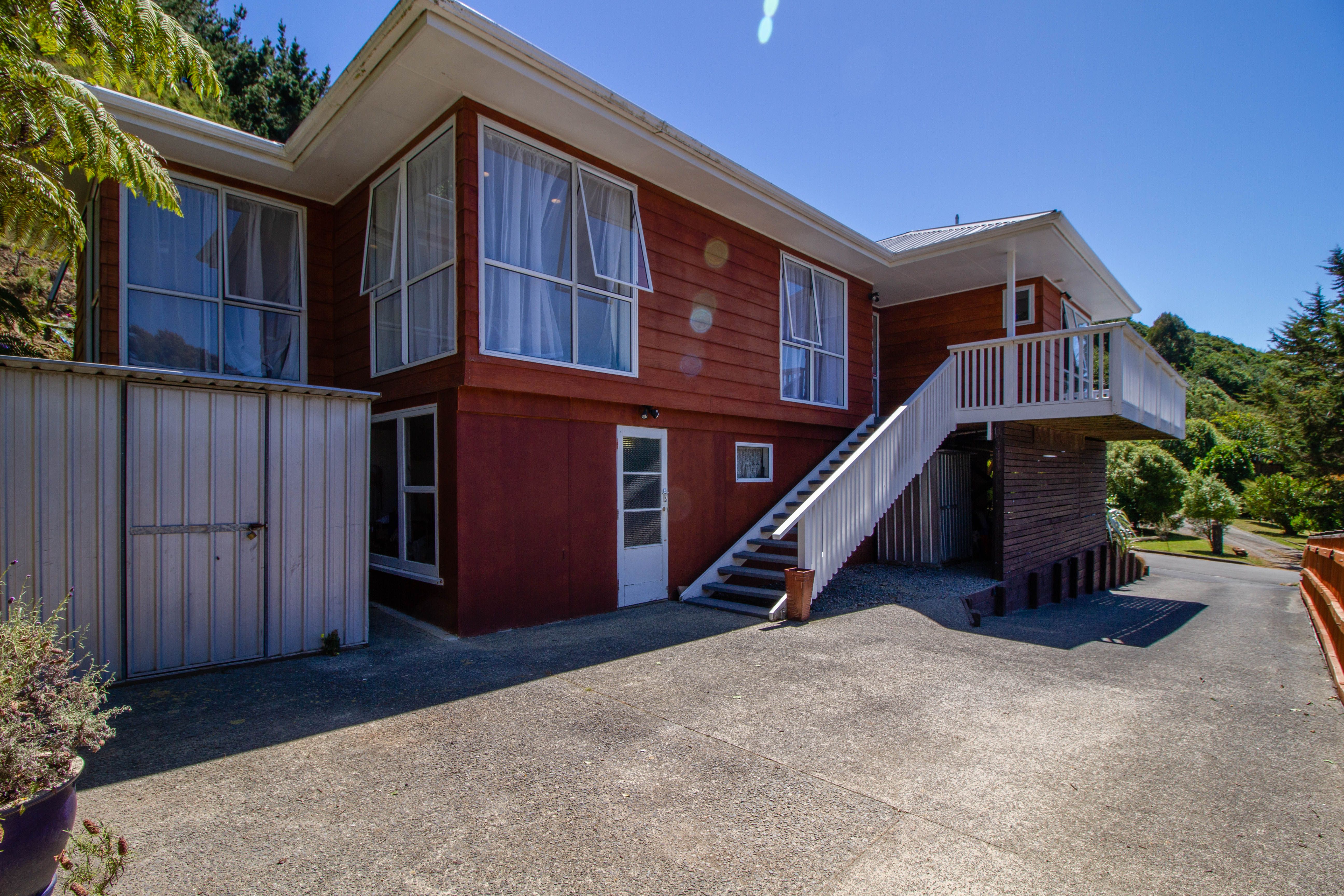 29E McGowan Road, Wainuiomata, Lower Hutt City