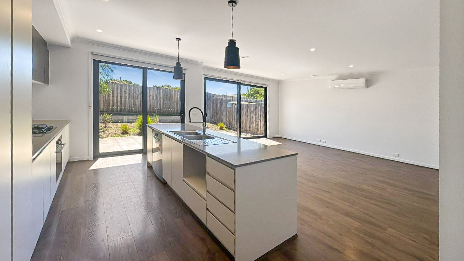 41 Surfers Crescent, Carrum Downs, VIC 3201