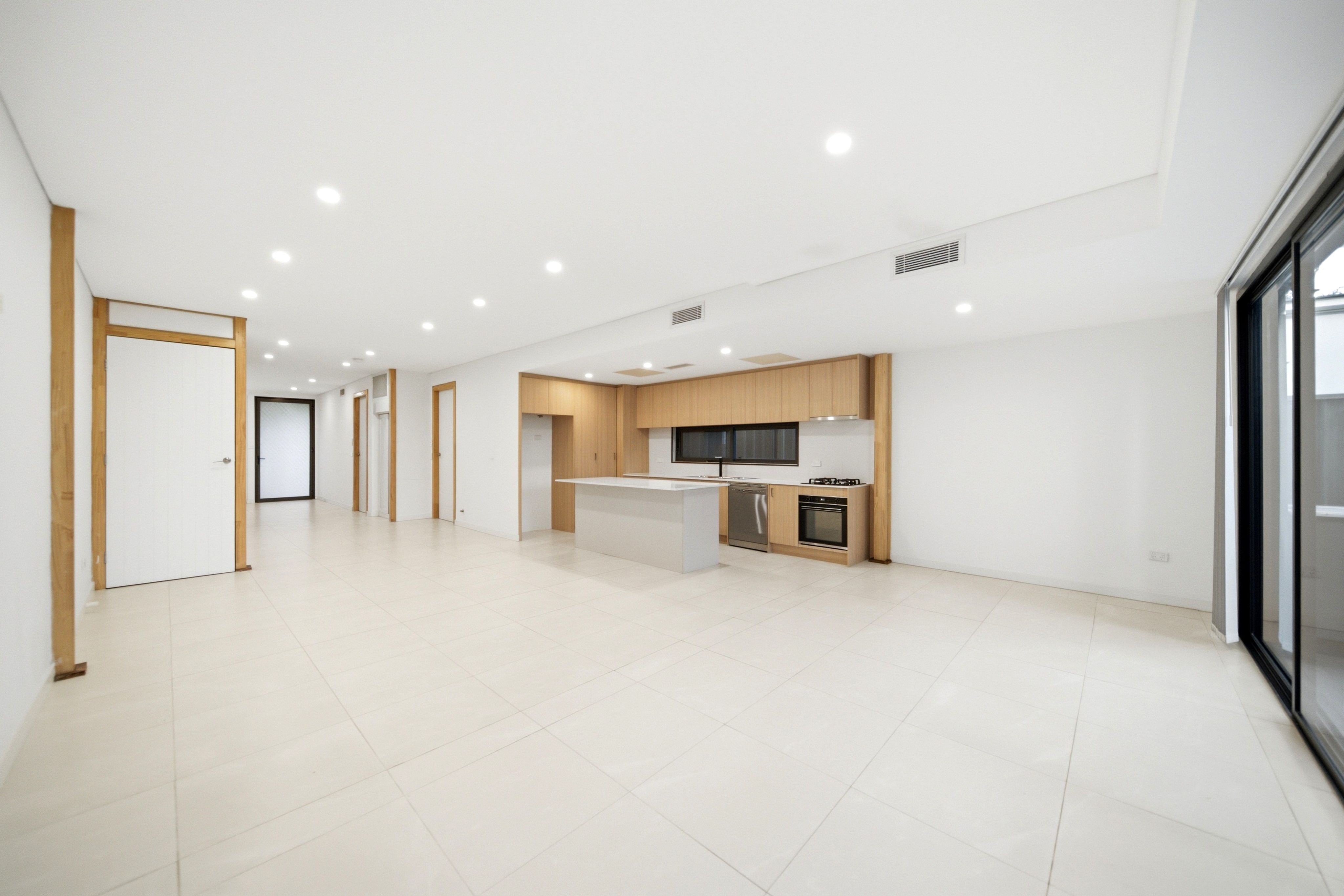 91 Jocelyn Street — photo 3 of 20