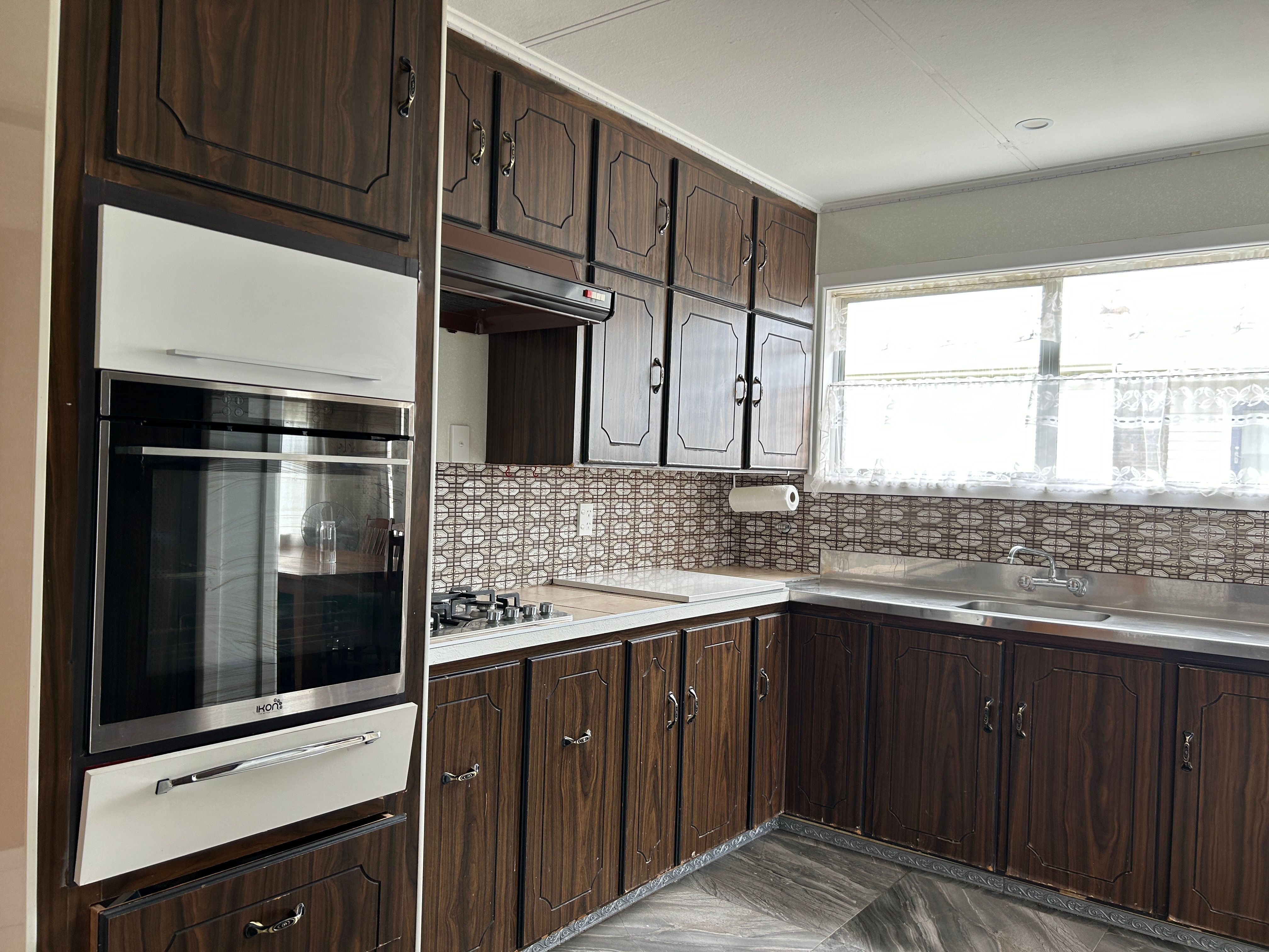 165 Pembroke Street, Westown, New Plymouth District