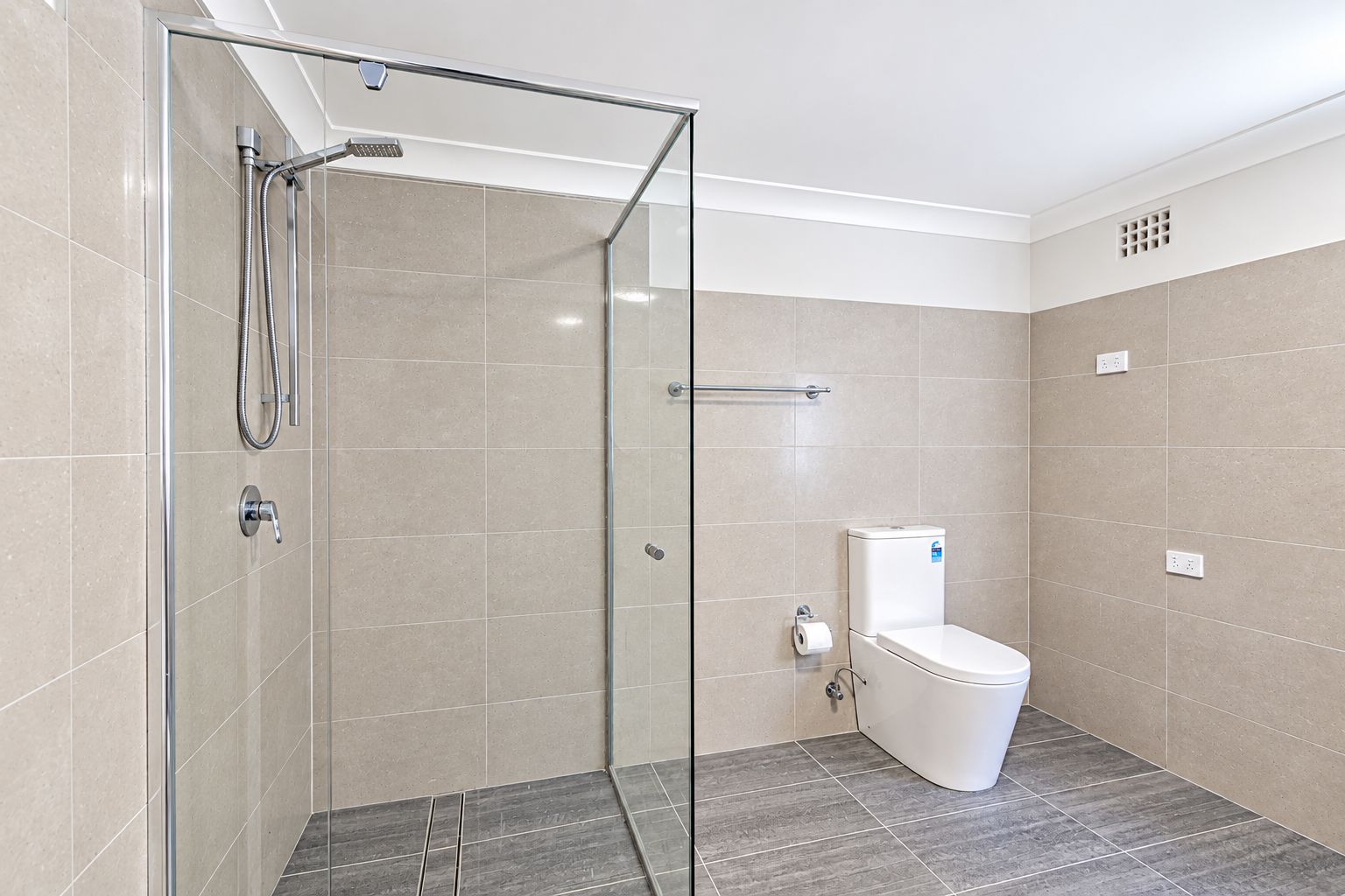 66A Milner Road — photo 4 of 5