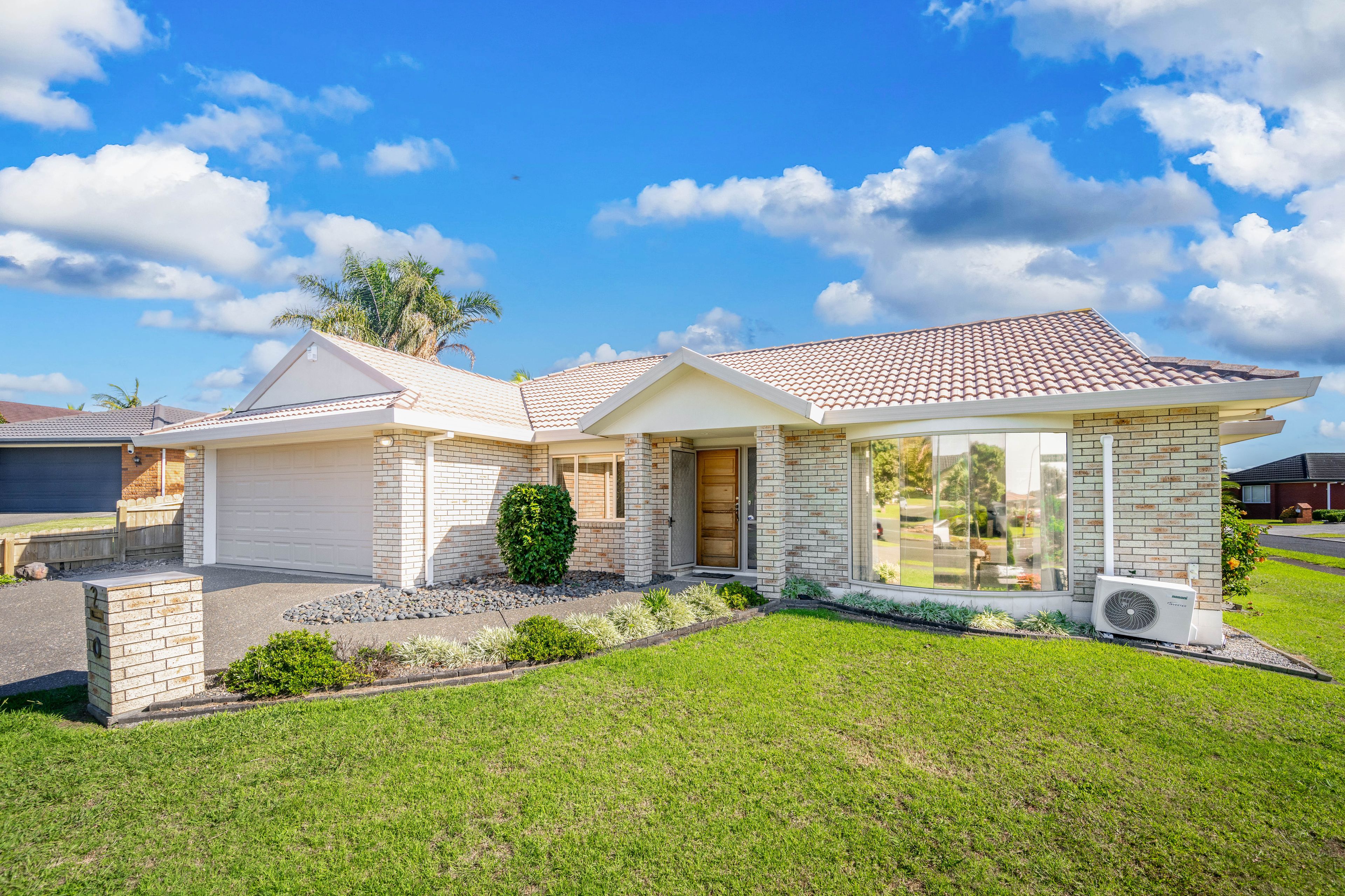 2 Monivea Place, East Tamaki Heights, Manukau City