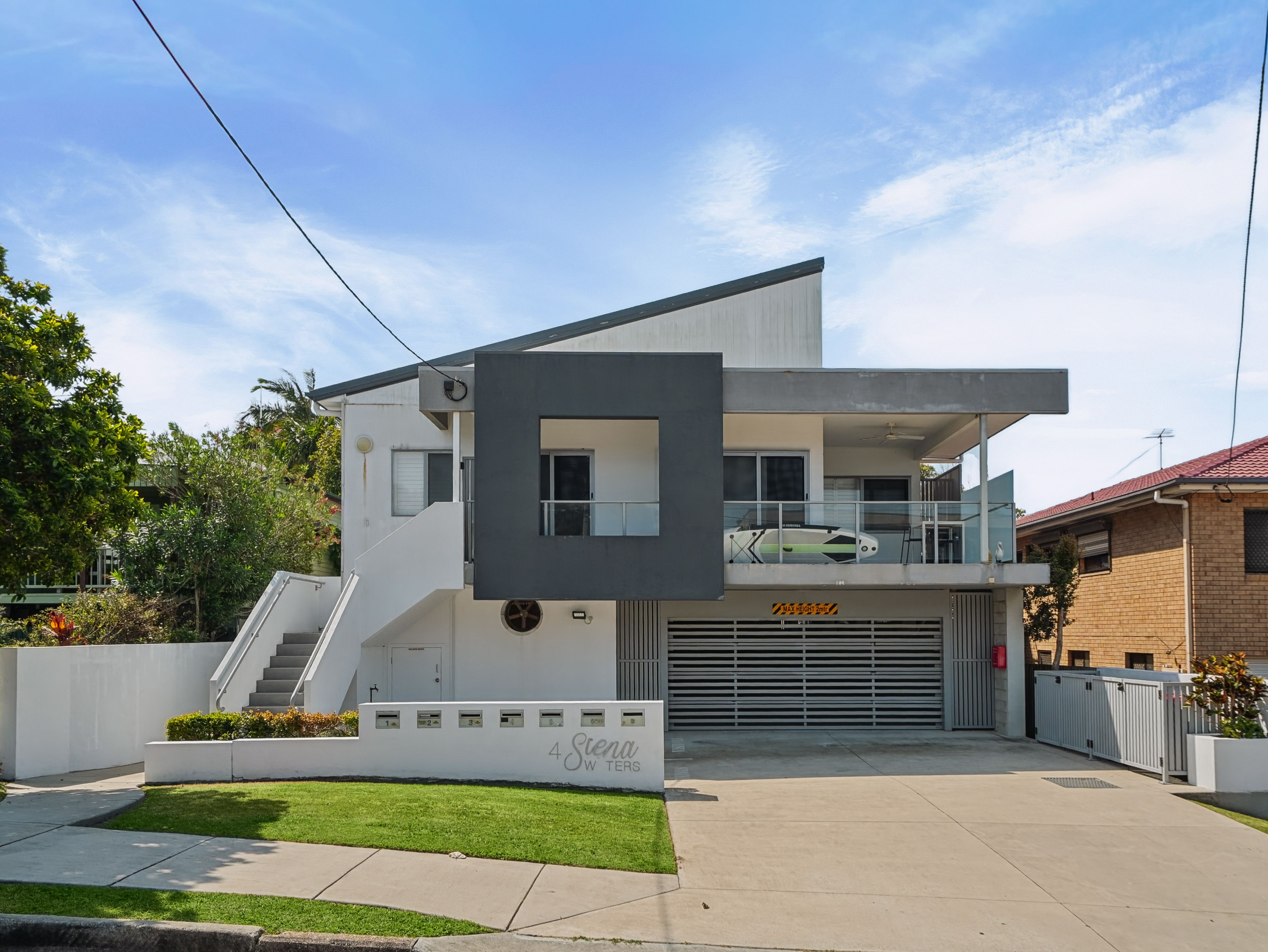 5/4 Albert Street — photo 3 of 20