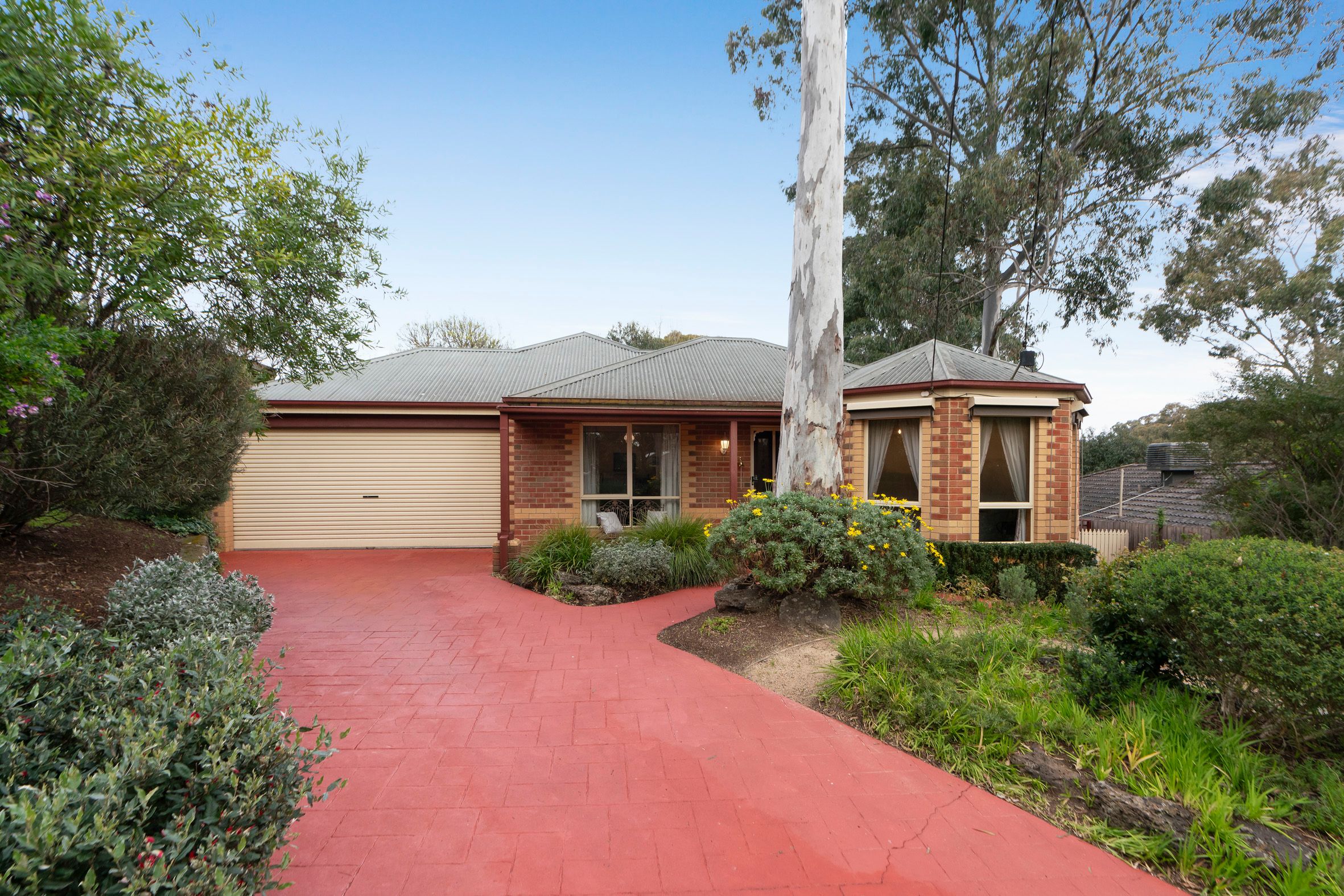 8 Treloar Avenue, Eltham, VIC 3095 Sold House Ray White Eltham