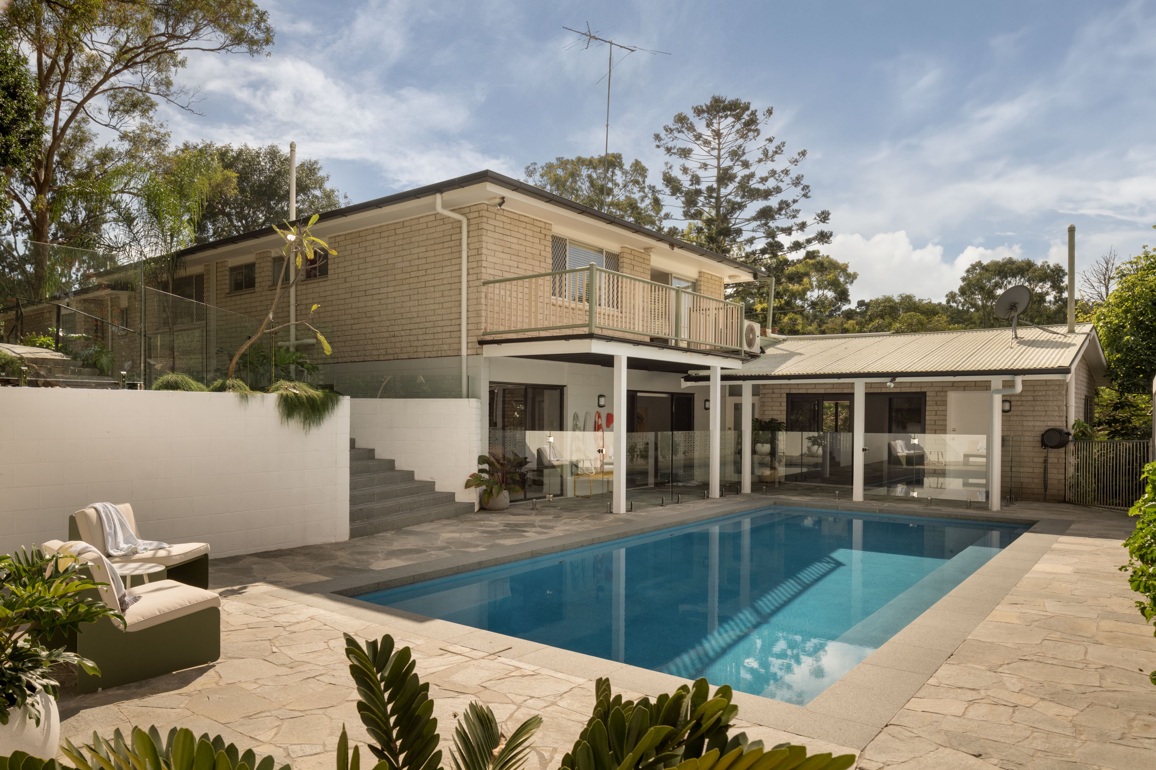58 Barnett Road, Bardon, QLD 4065