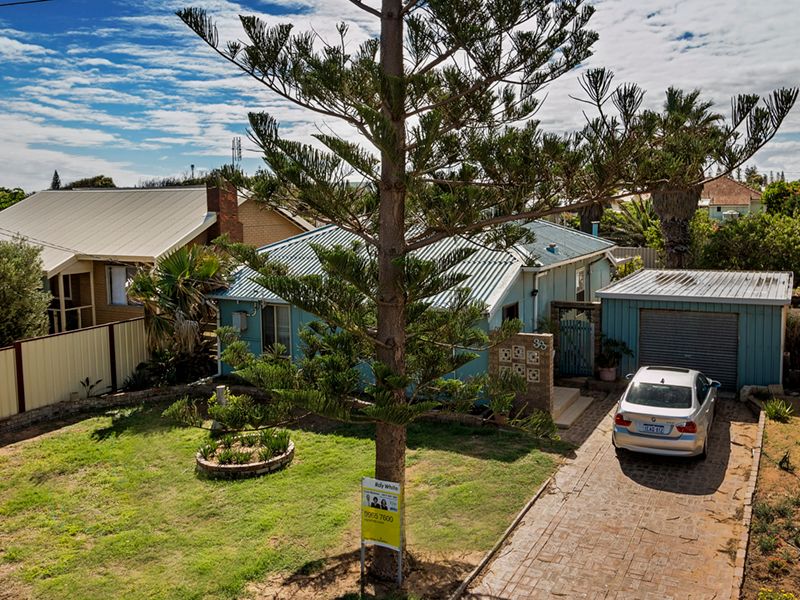 33 Maley Way, Beachlands WA 6530