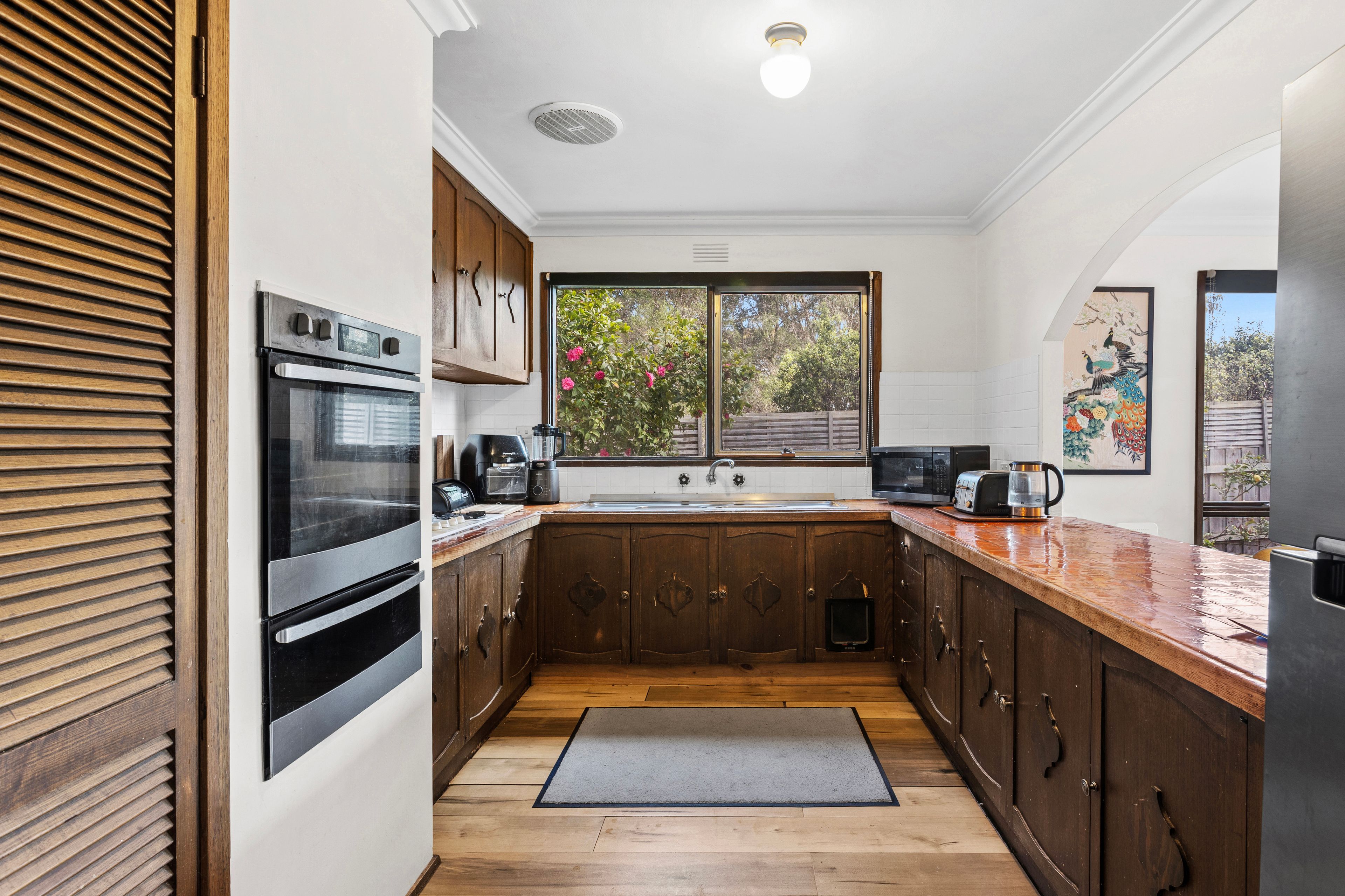 1255 Nepean Highway — photo 4 of 10