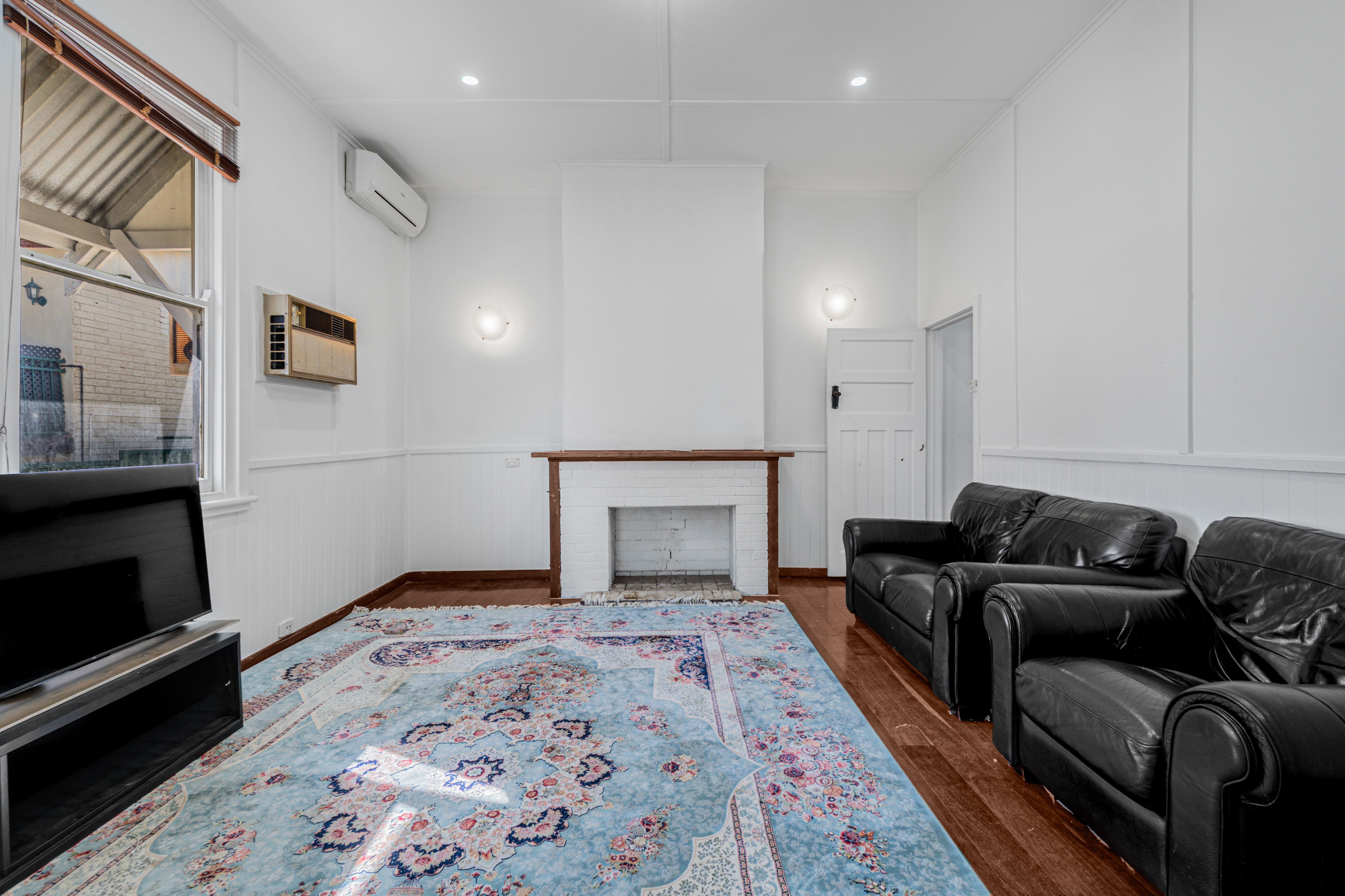 27 Fourth Road — photo 11 of 19