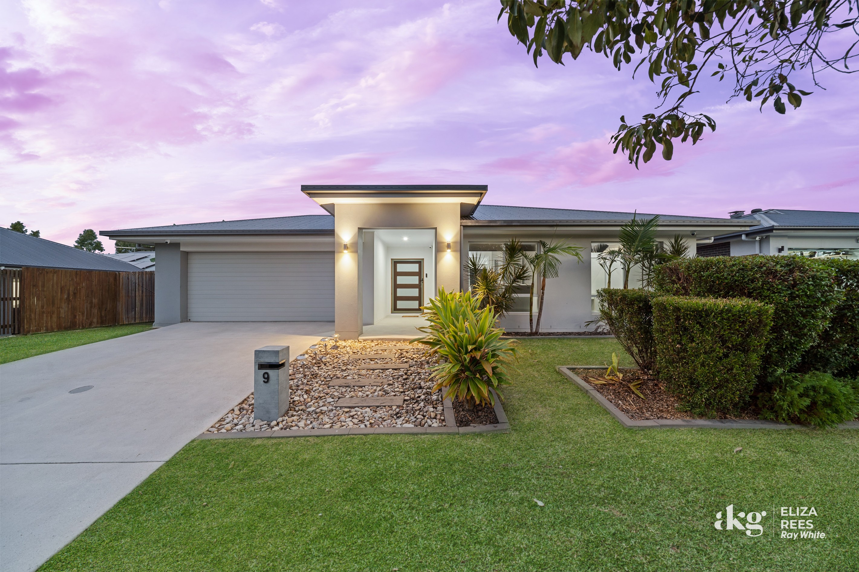 9 Grove Street, Greenbank, QLD 4124