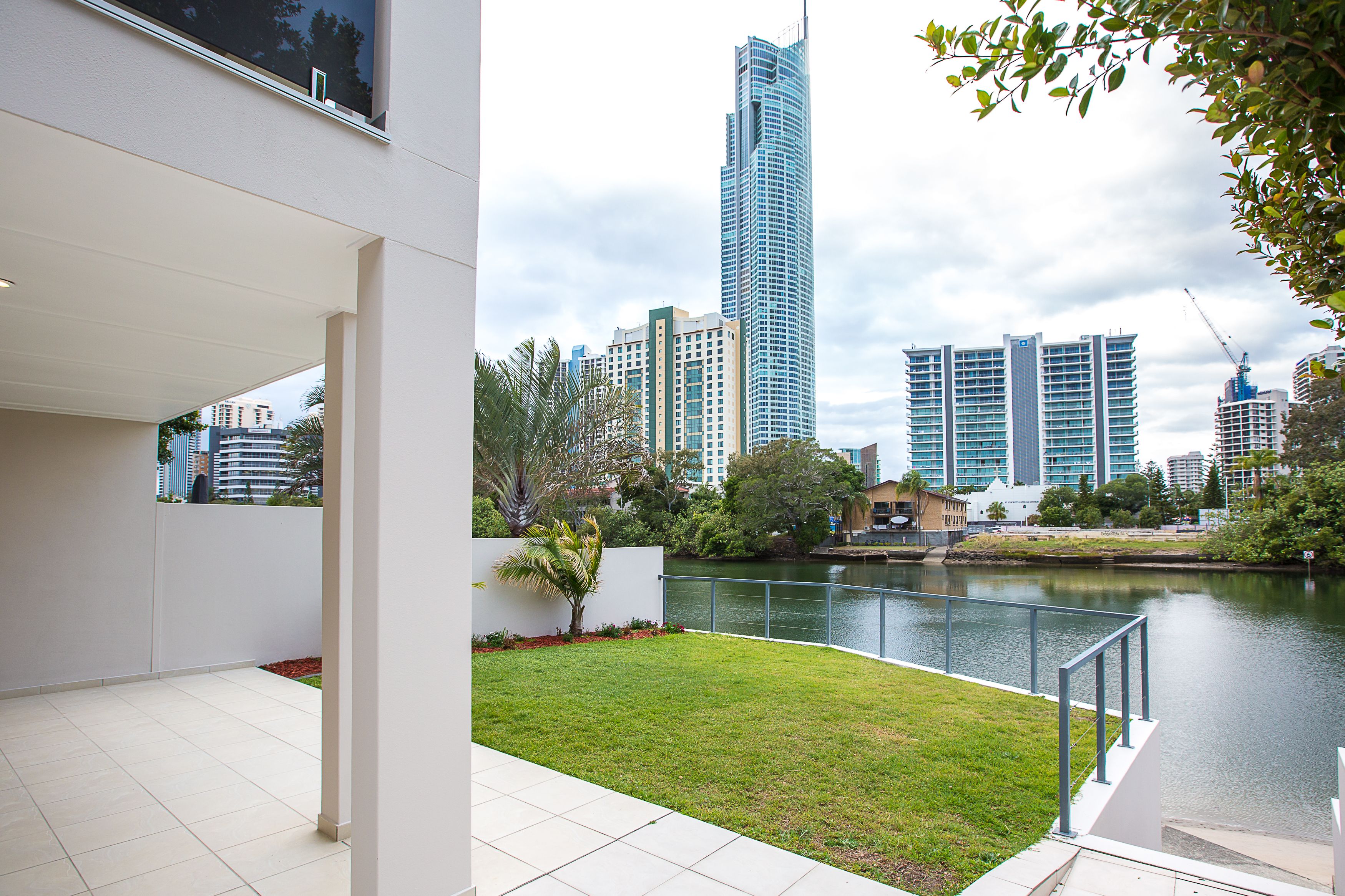 2/46 Paradise Island, Surfers Paradise, QLD 4217