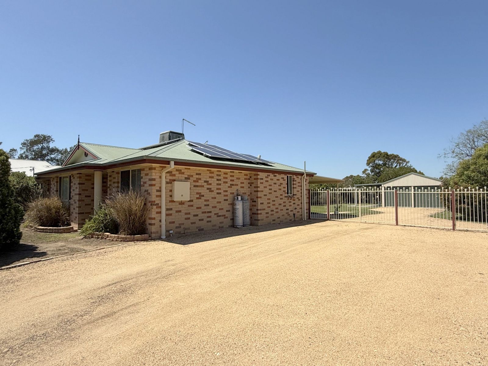 14 Bohenia Crescent, Moree, NSW 2400