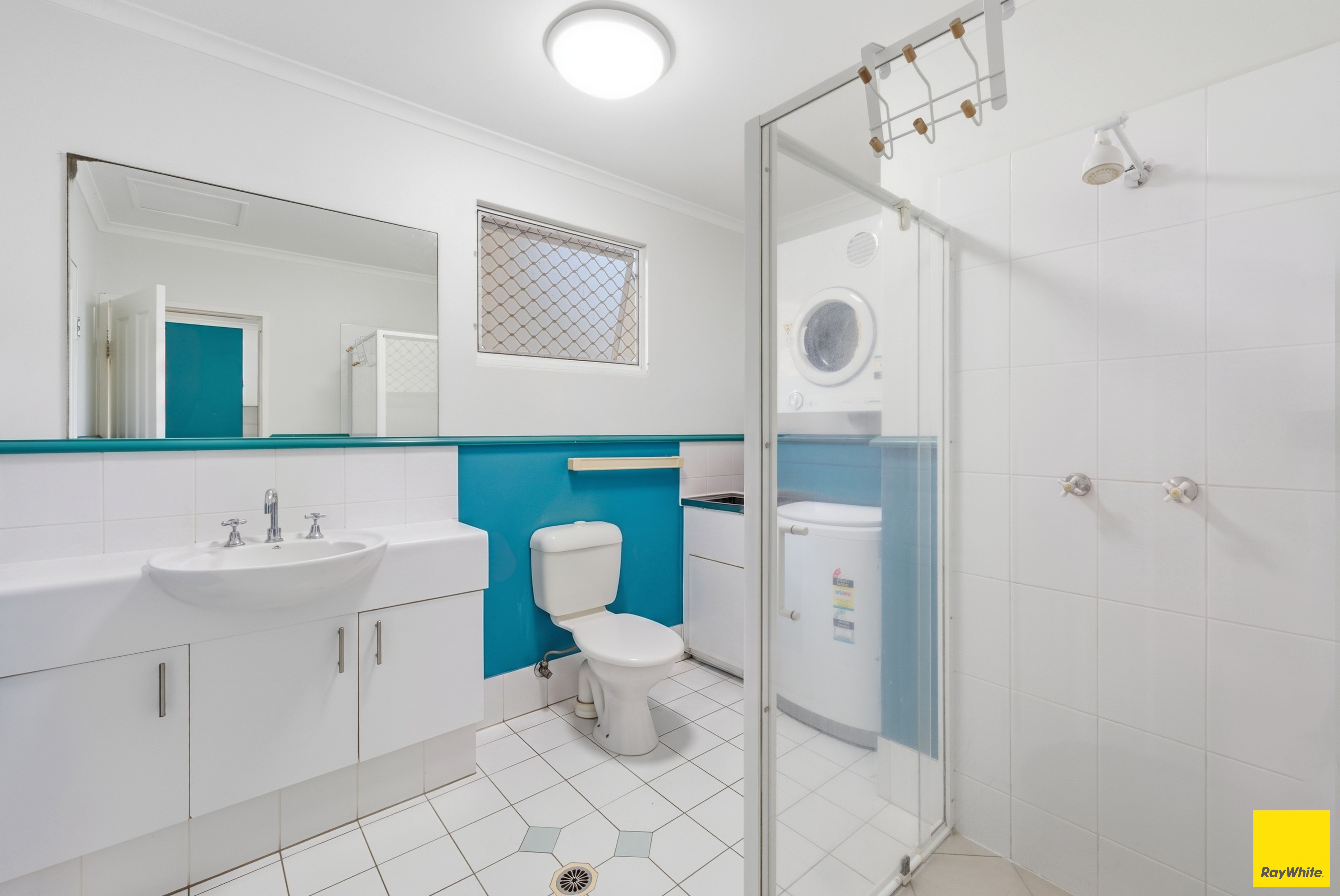 19/1-19 Poinciana Street — photo 8 of 14