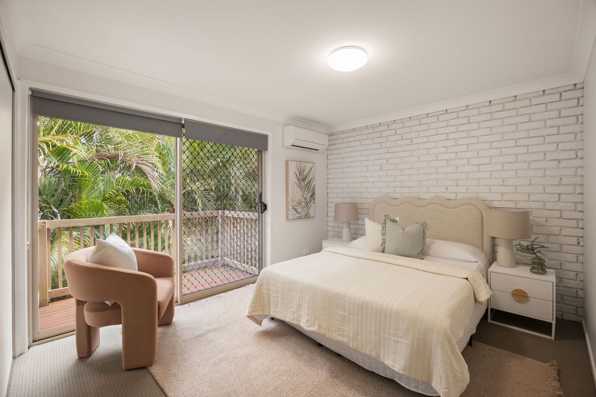 2/18 Orana Street — photo 7 of 13