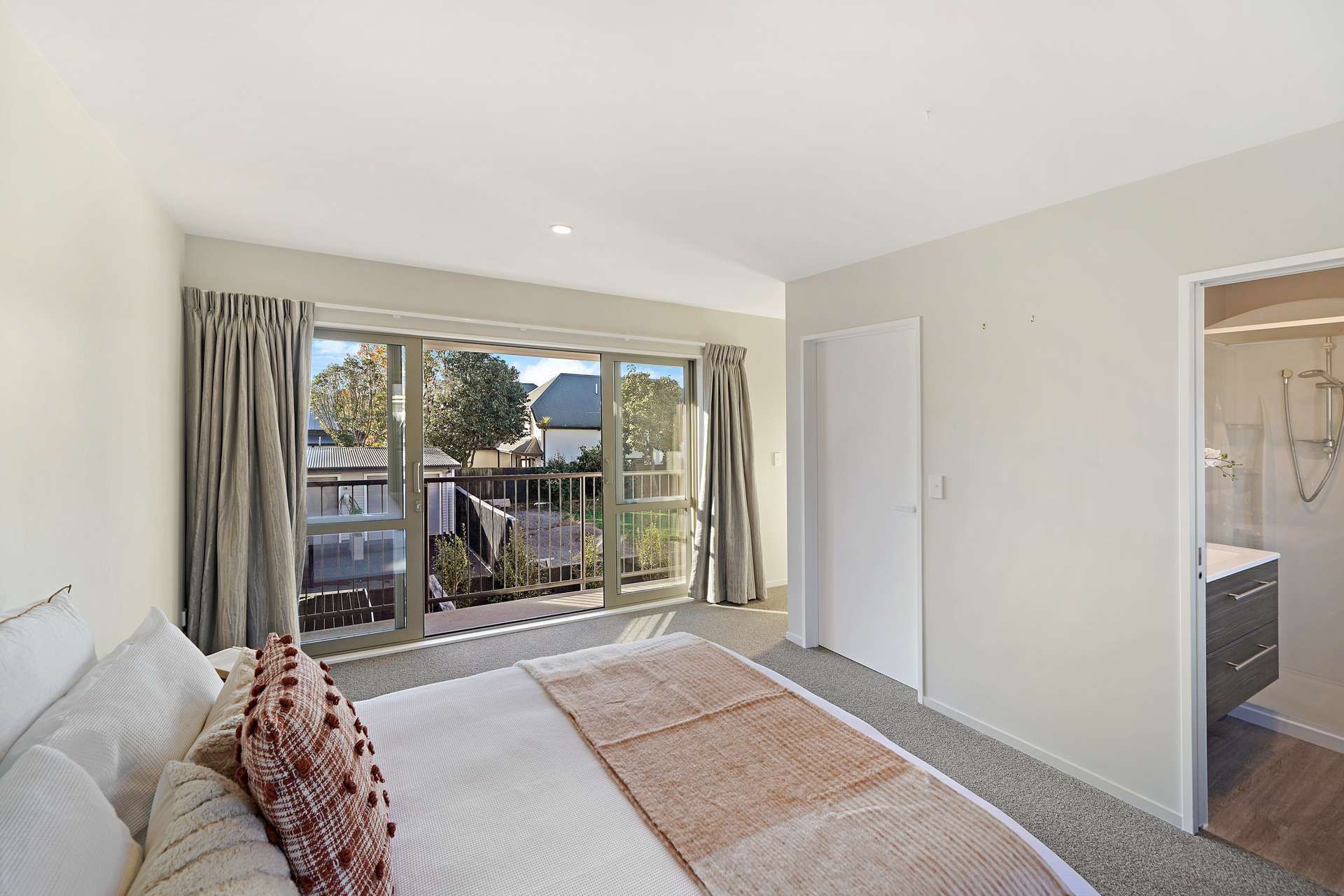 18b Mona Vale Avenue photo 8