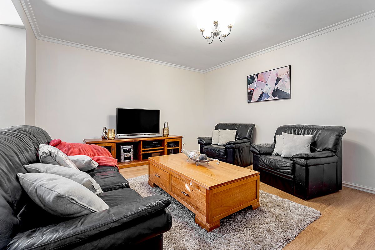 3 Sutherland Way, Roxburgh Park, VIC 3064
