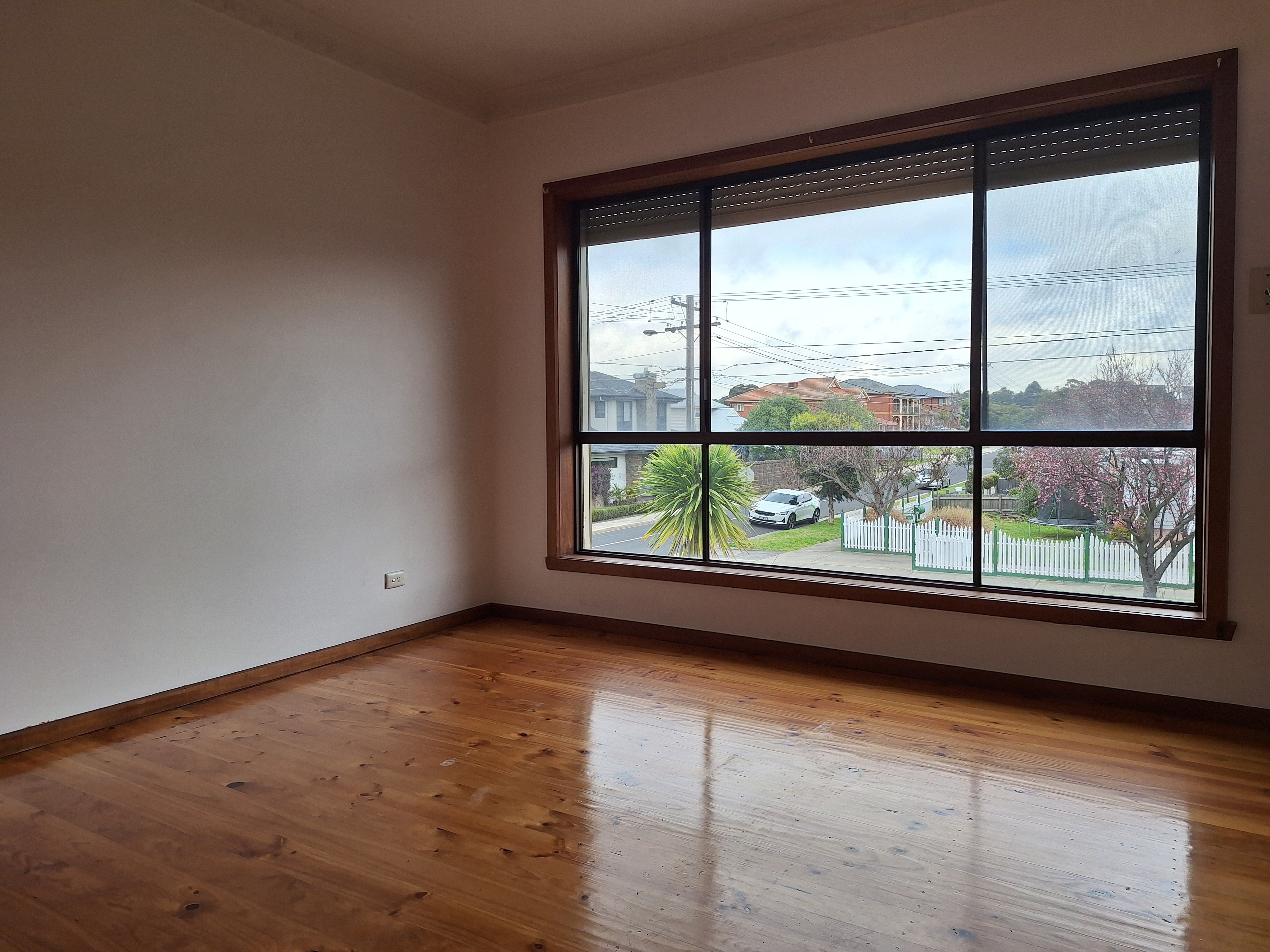 44 Parkstone Avenue — photo 8 of 16