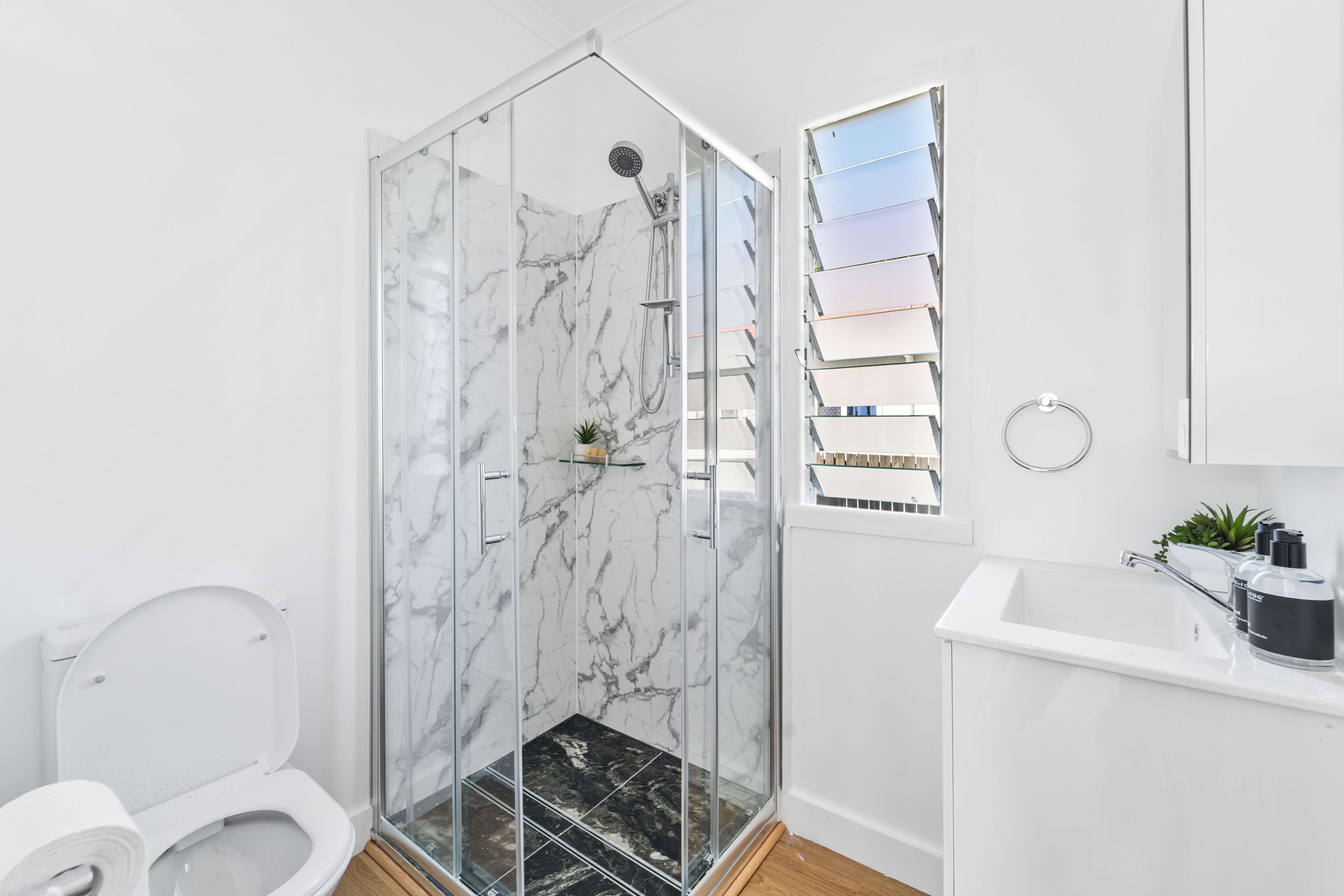 65 Coxen Street — photo 12 of 18