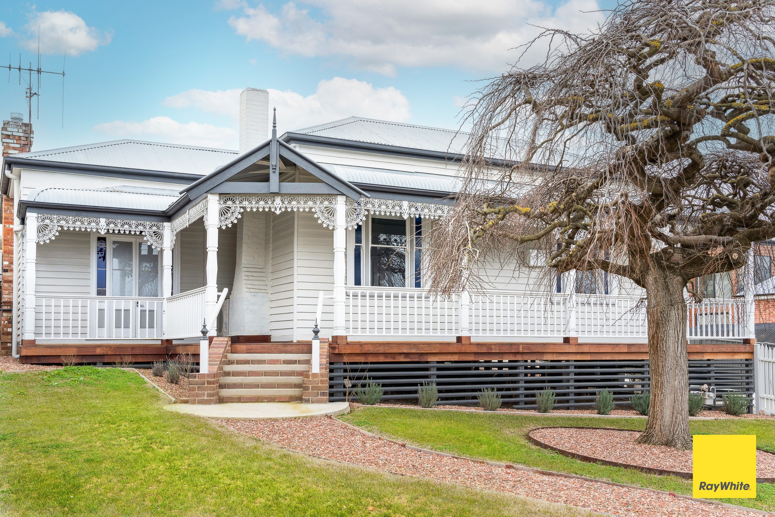 300 Mackenzie Street, Golden Square, VIC 3555