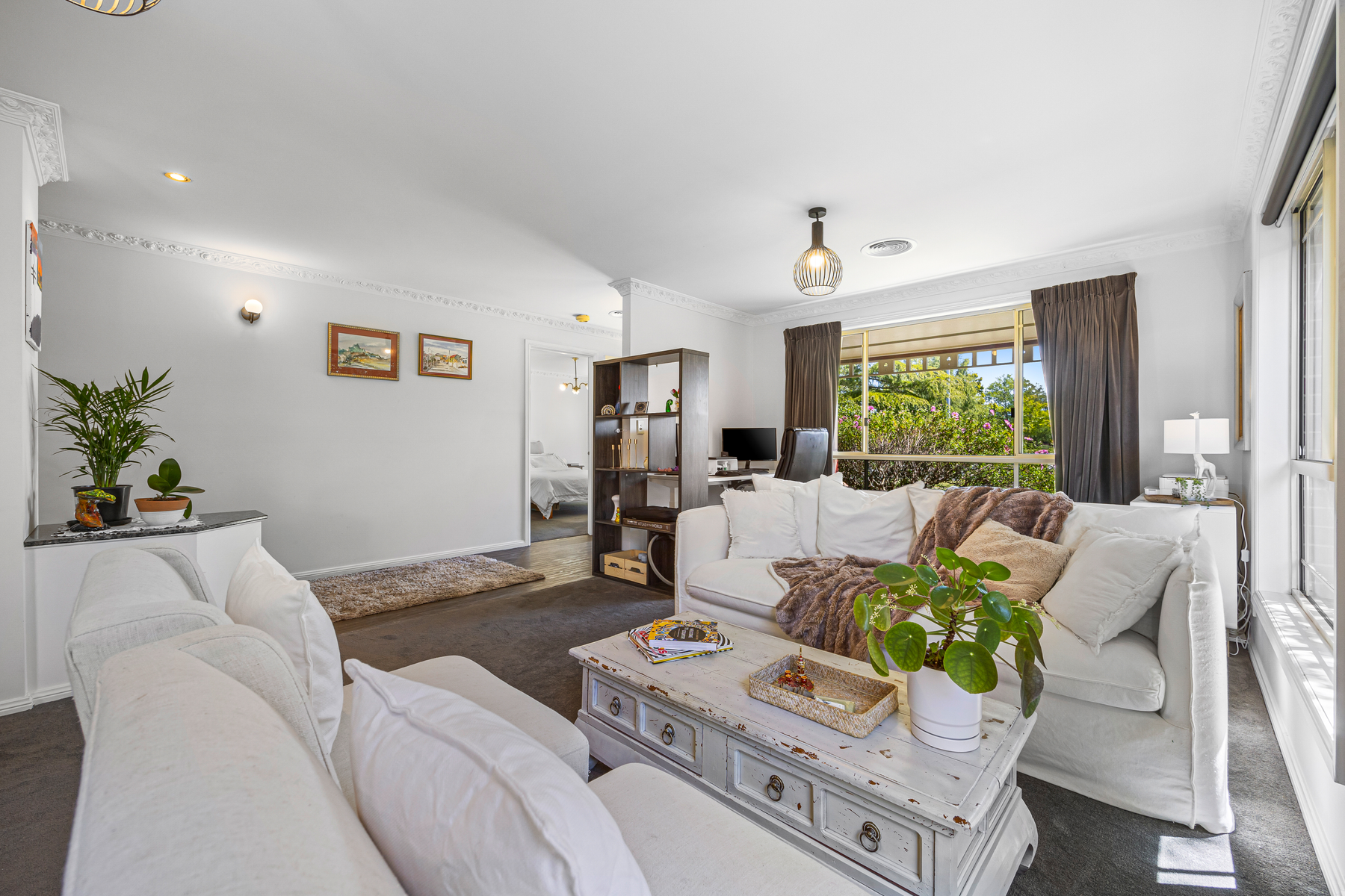 6 Bogart Drive, Wendouree, VIC 3355
