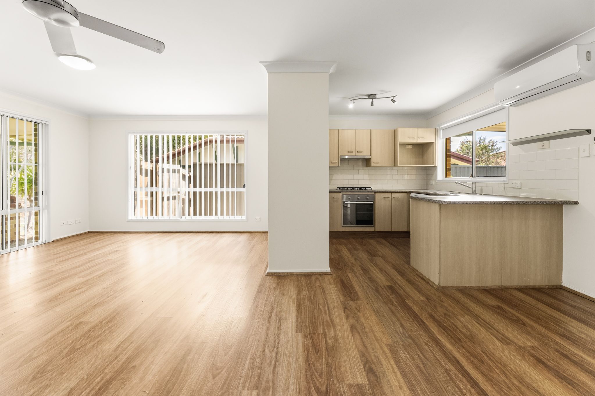 24/1 Bridgman Drive — photo 6 of 30