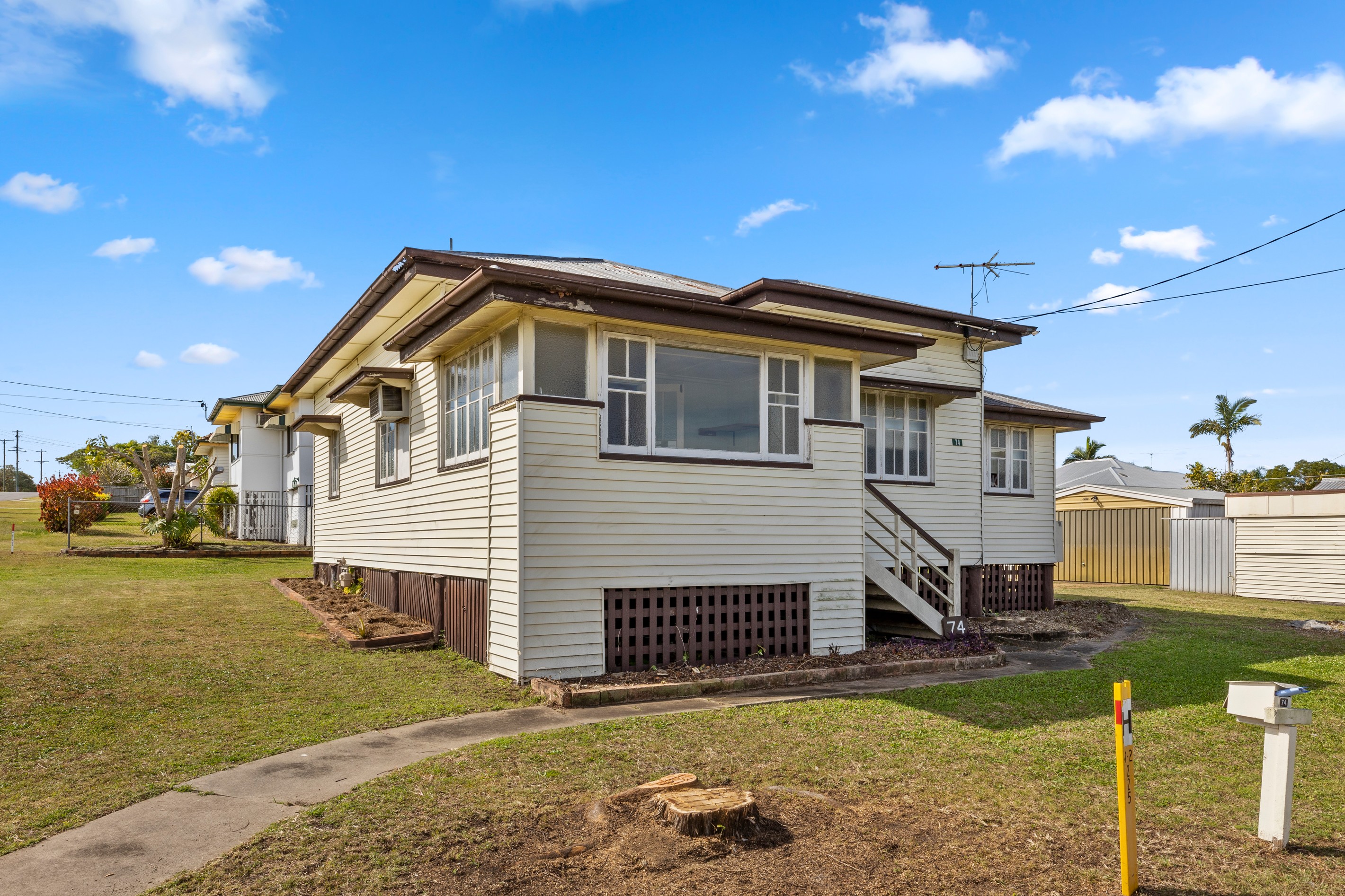 74 Blackstone Road, Silkstone, QLD 4304