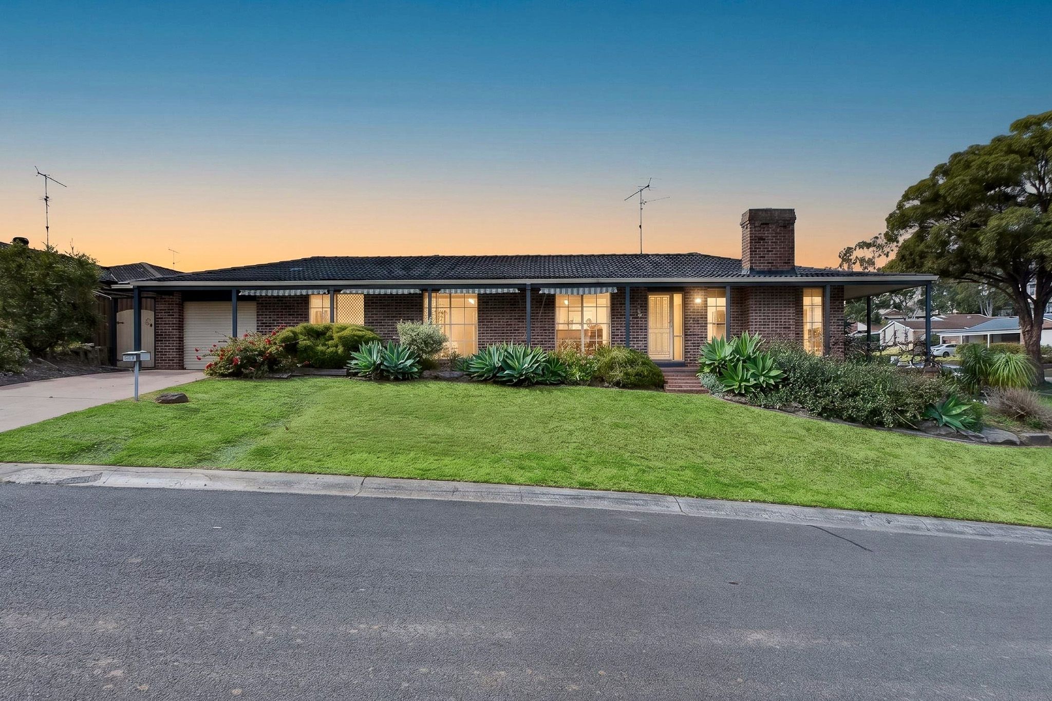 2 Mcminn Place — photo from Ray White Macarthur Group