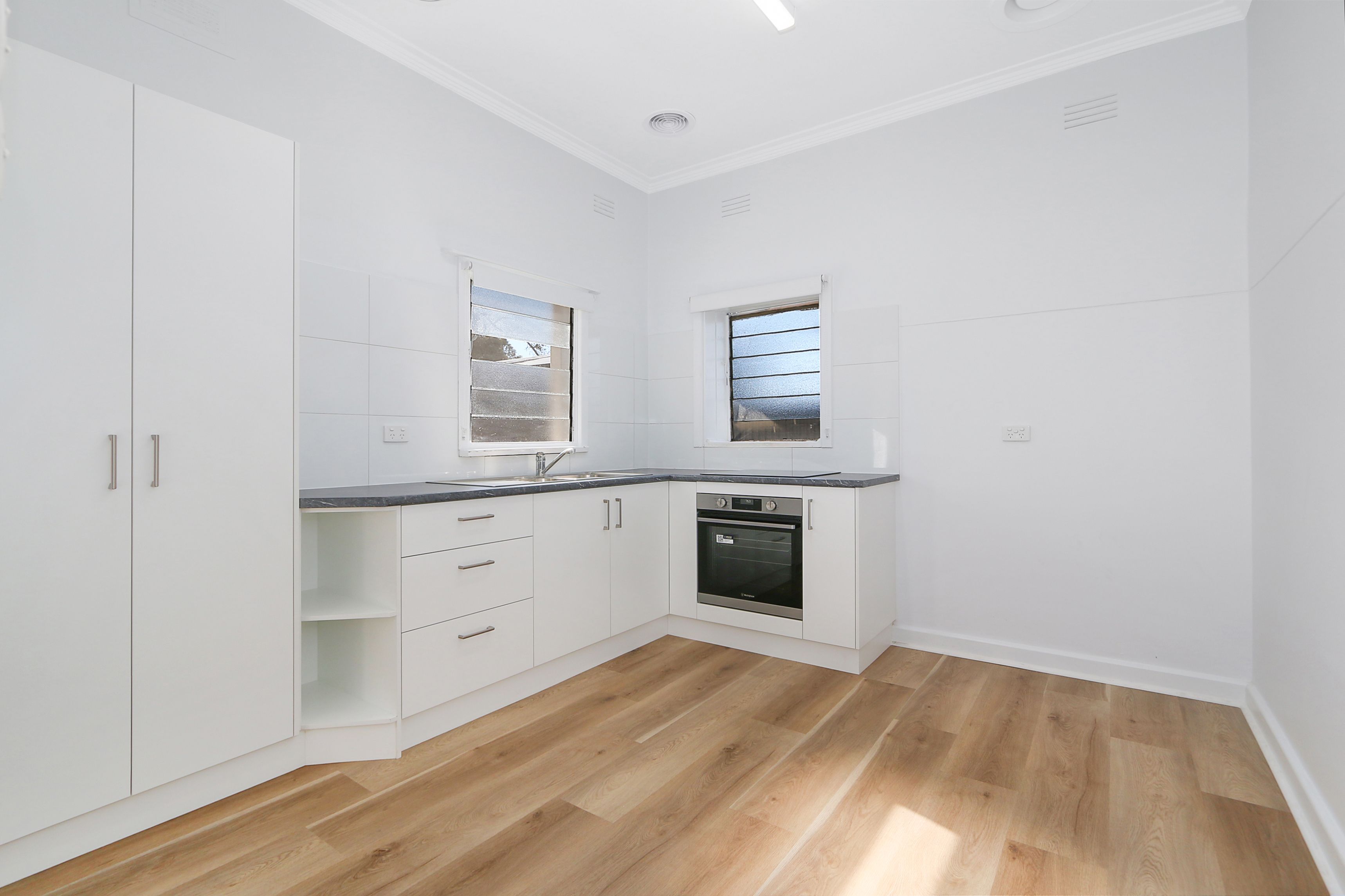 312 North Street — photo from Ray White Albury North