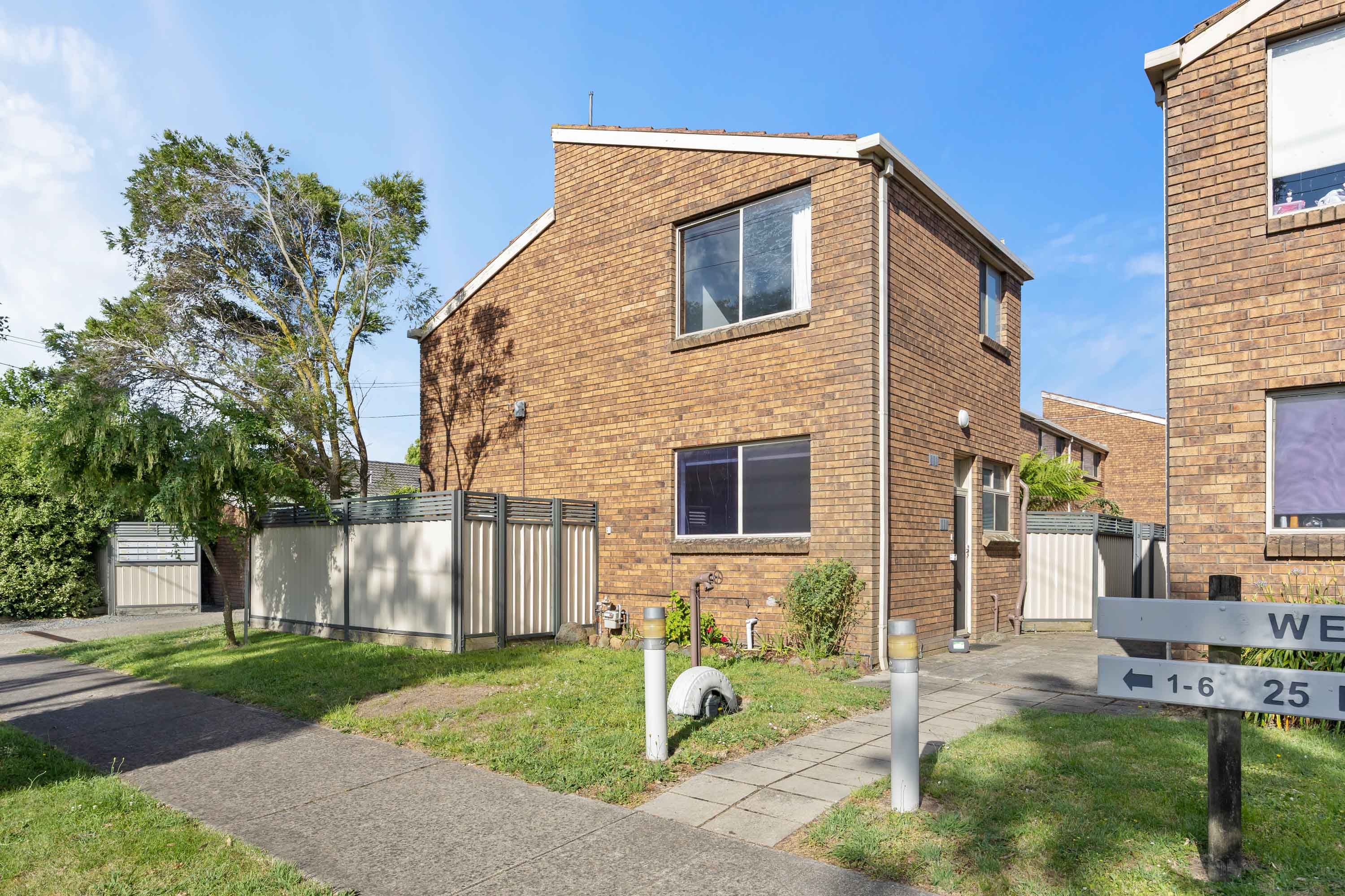 25 Learmonth Street, Alfredton VIC 3350
