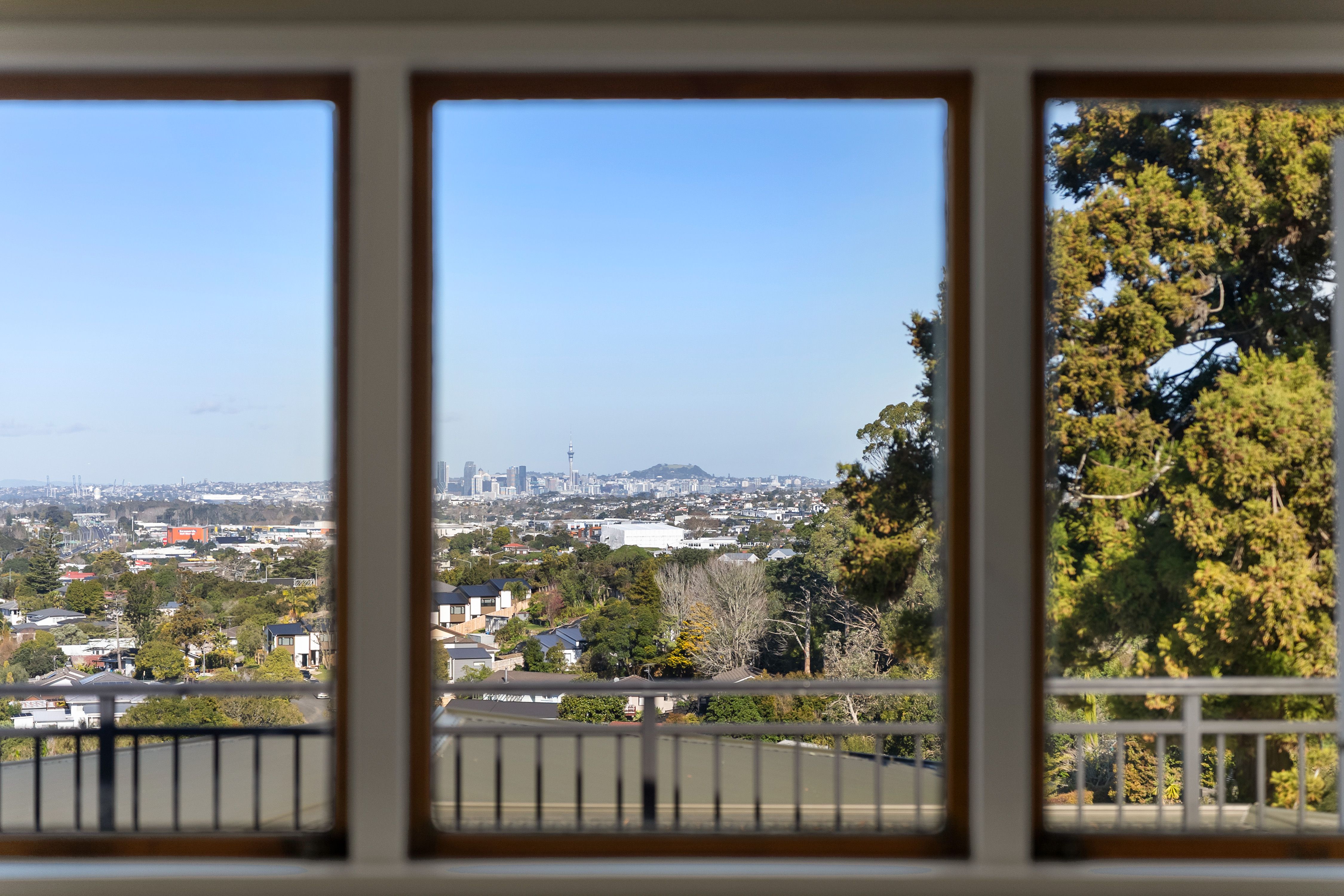 229A Sunset Road, Sunnynook, North Shore City