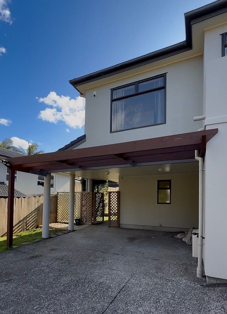 60A English Oak Drive, Schnapper Rock, North Shore City