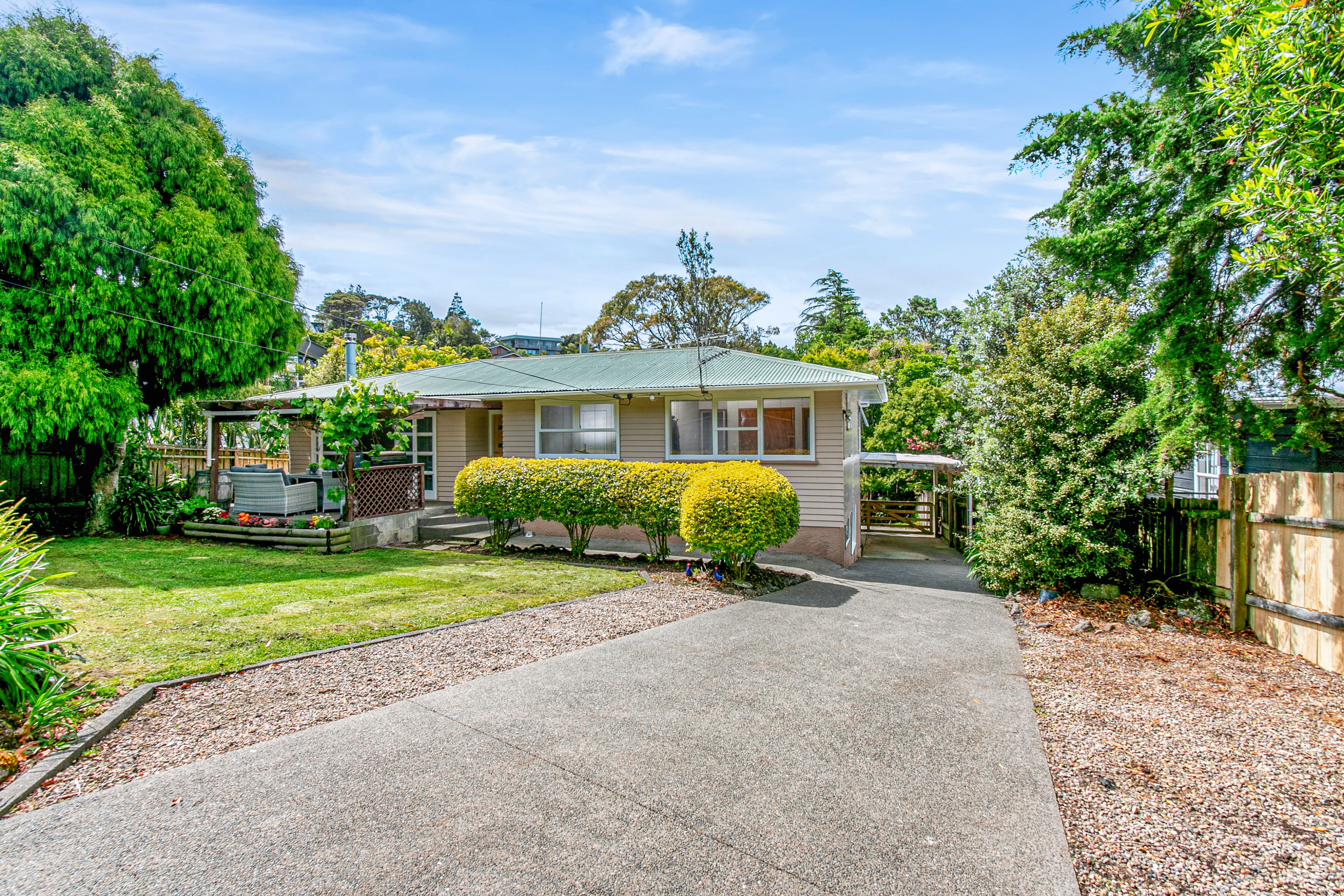 466 Huia Road, Laingholm, Waitakere City