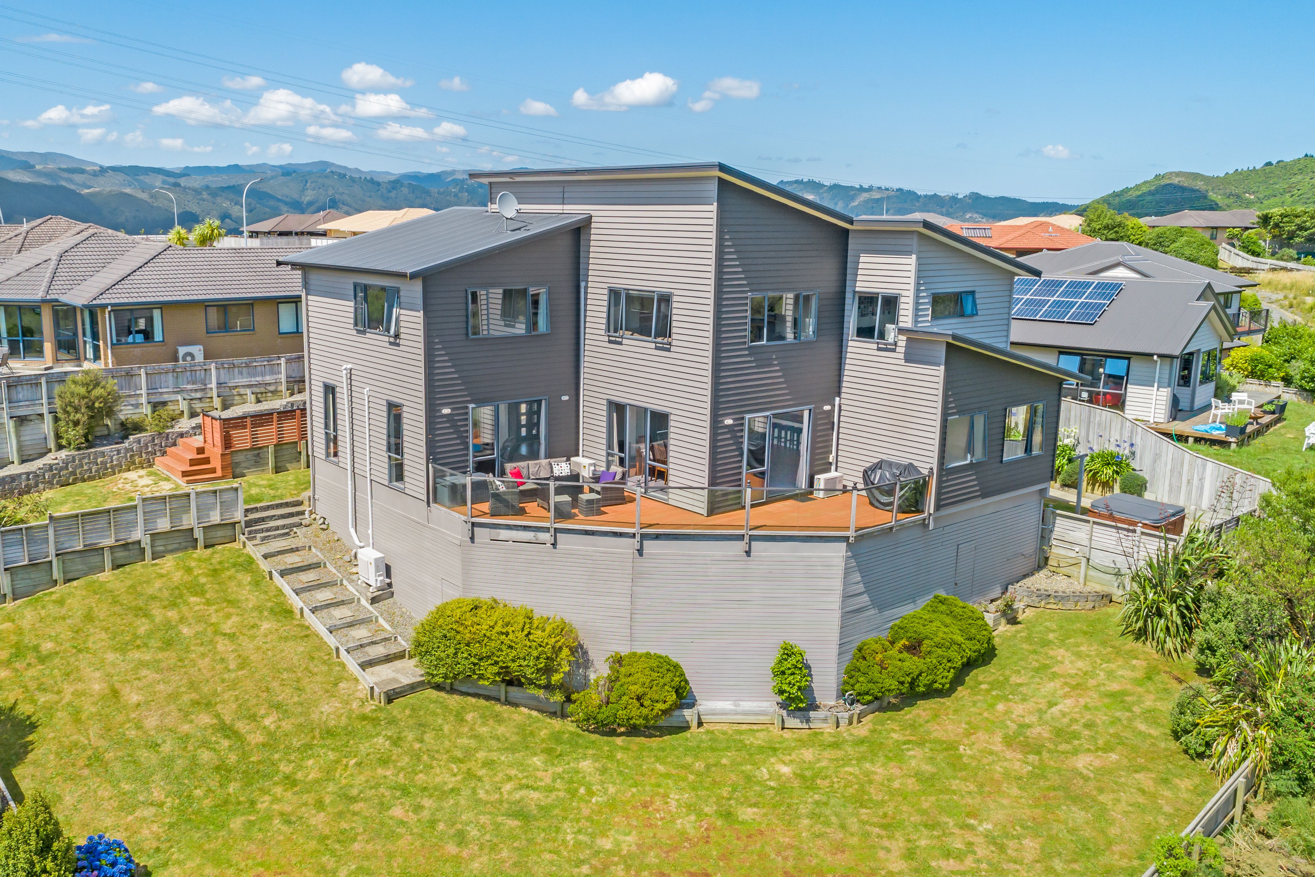 11 Percy Kinsman Crescent, Riverstone Terraces, Upper Hutt City