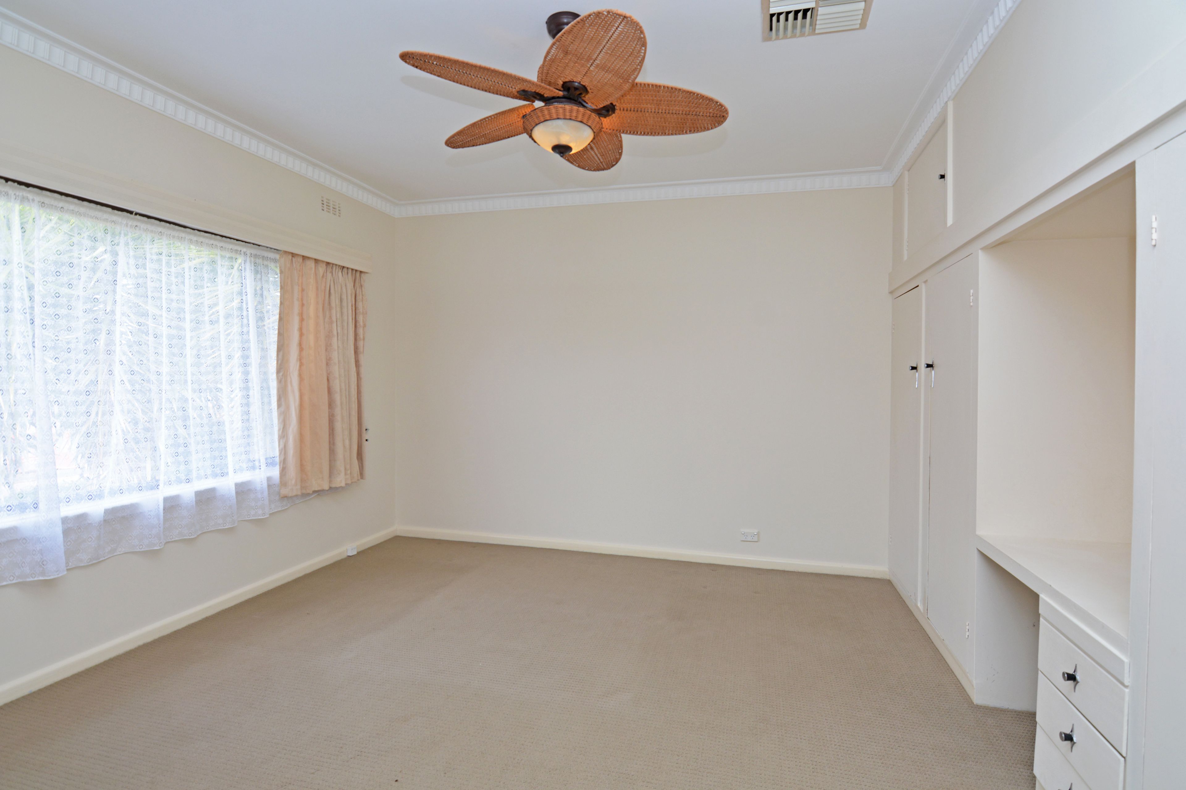 13 Oak Avenue, Mildura, VIC 3500