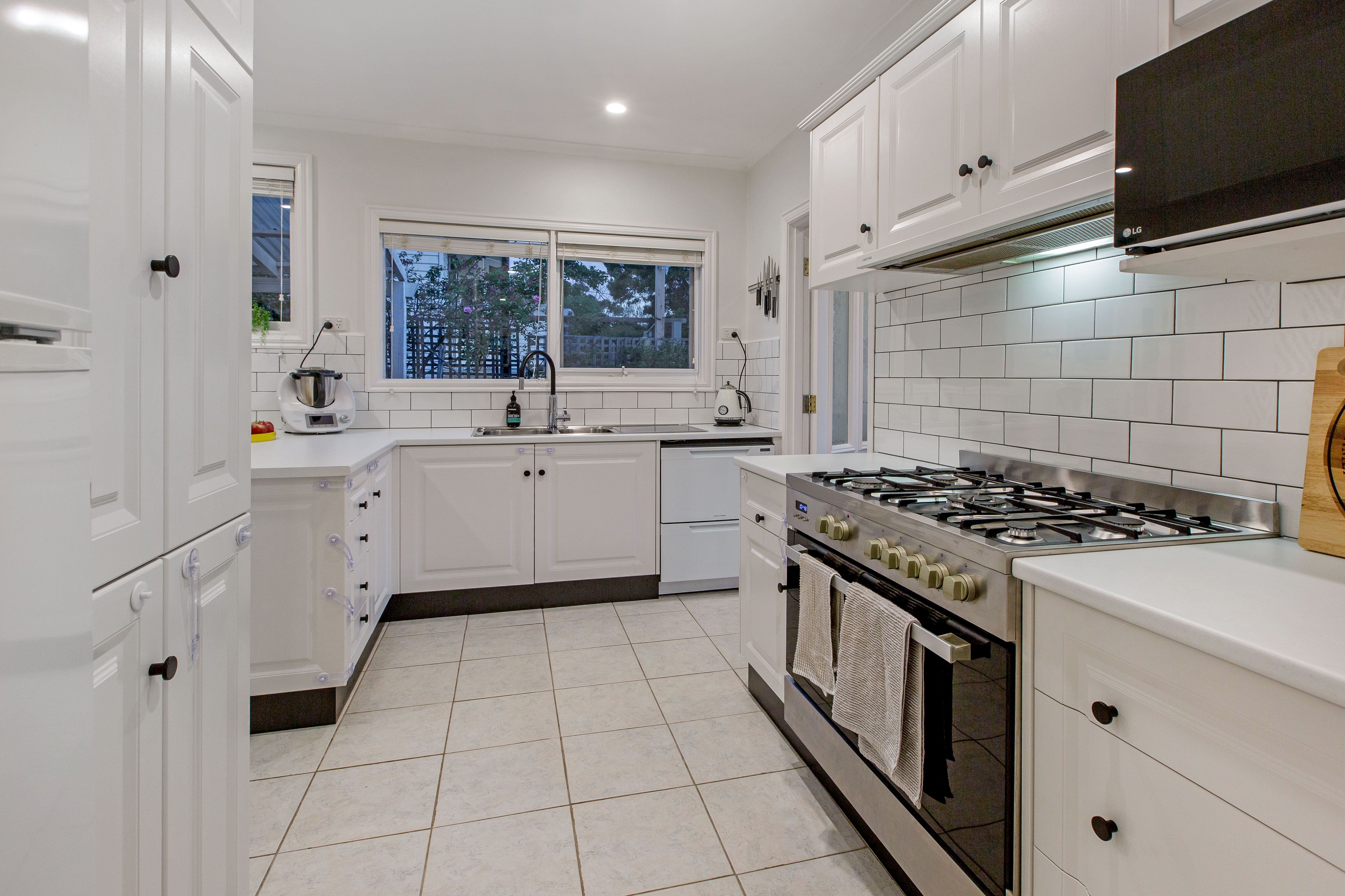 33 Humphries Road, Frankston South, VIC 3199