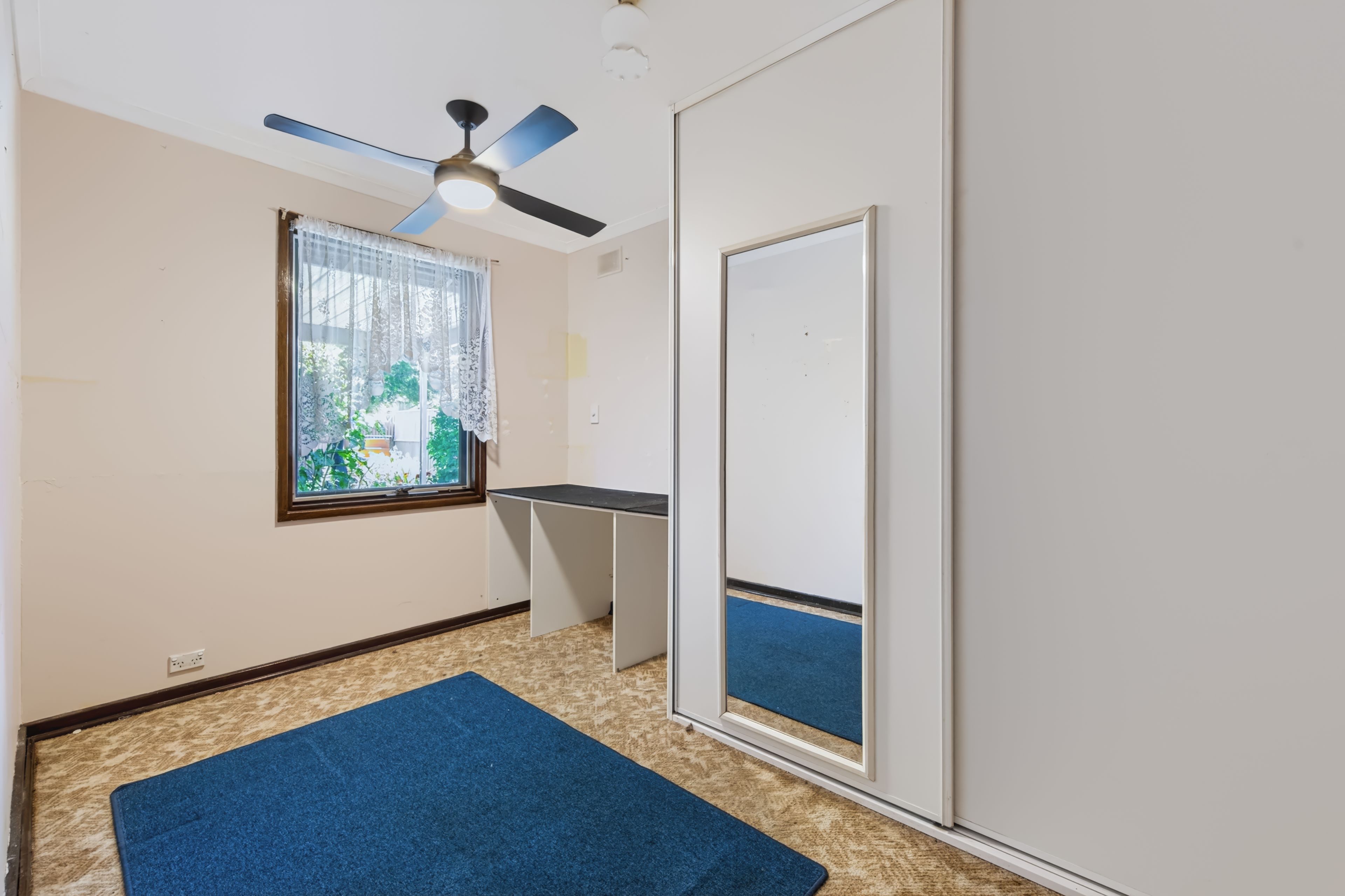 25 Cavenagh Street — photo 10 of 18