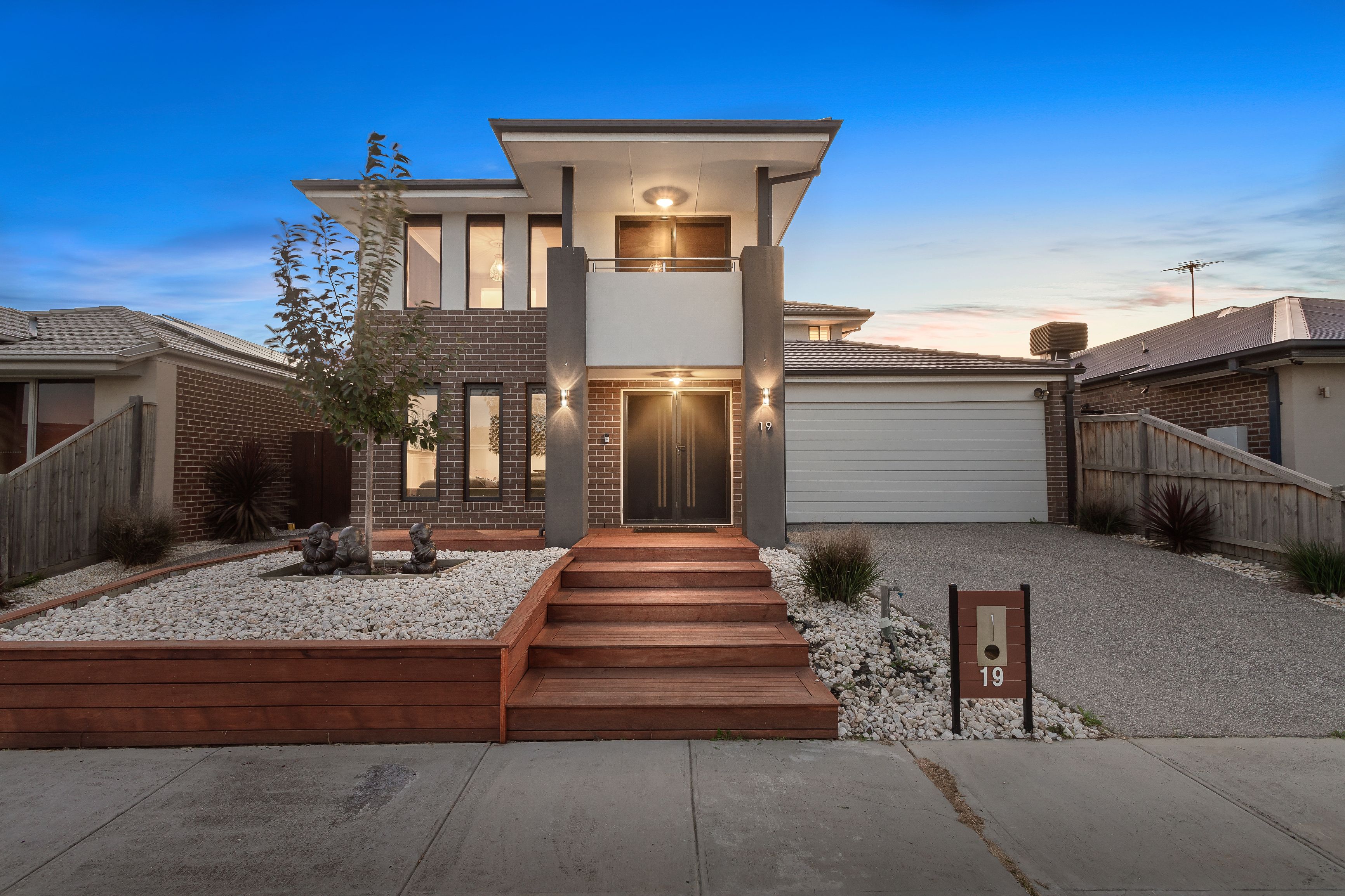19 Pisa Way, Mernda VIC 3754