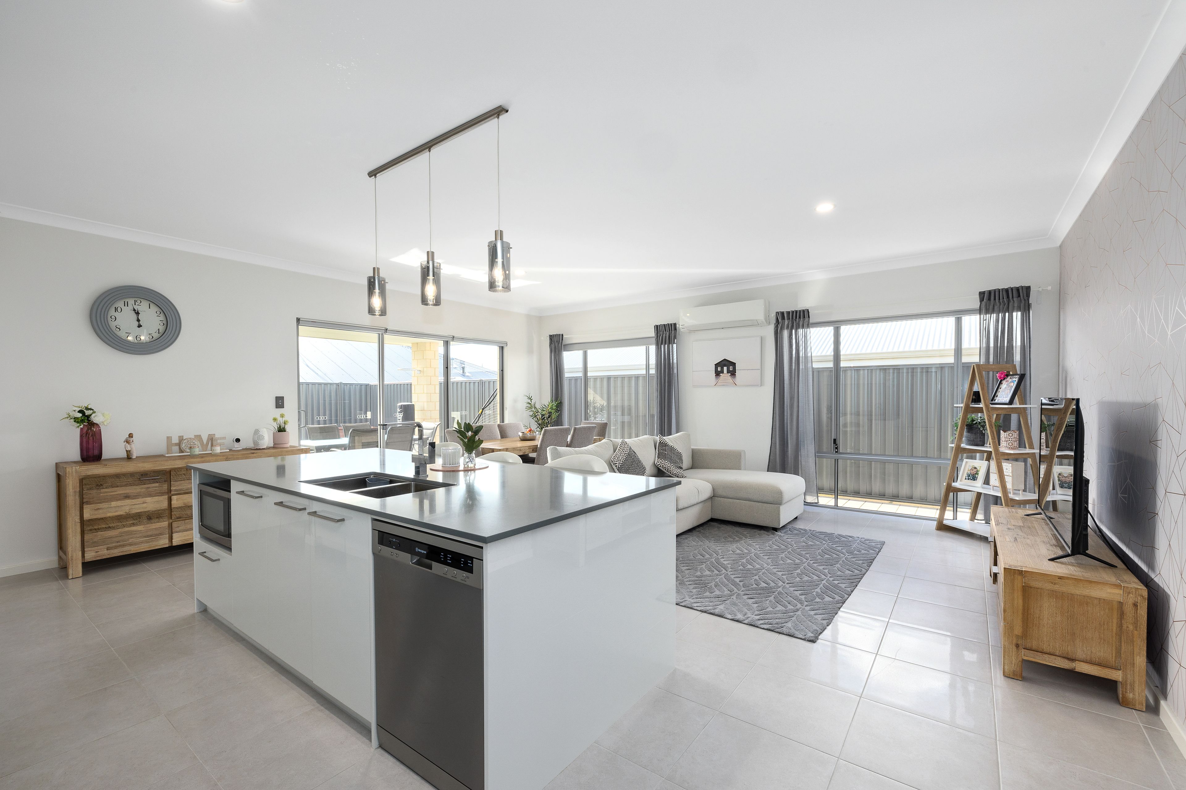 15 Buttermere Grange, Aveley WA 6069