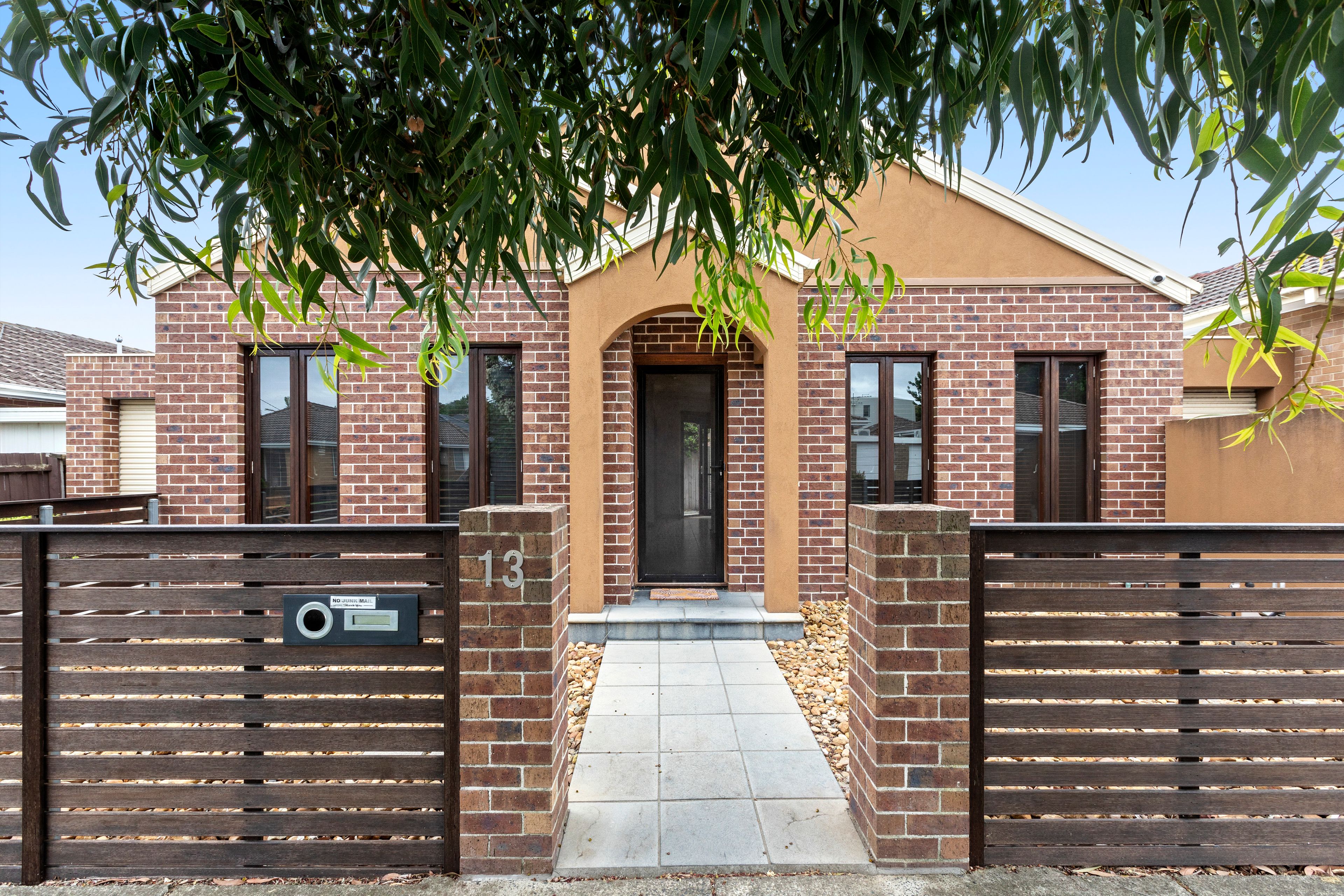 13 Radcliff Avenue, Cheltenham, VIC 3192