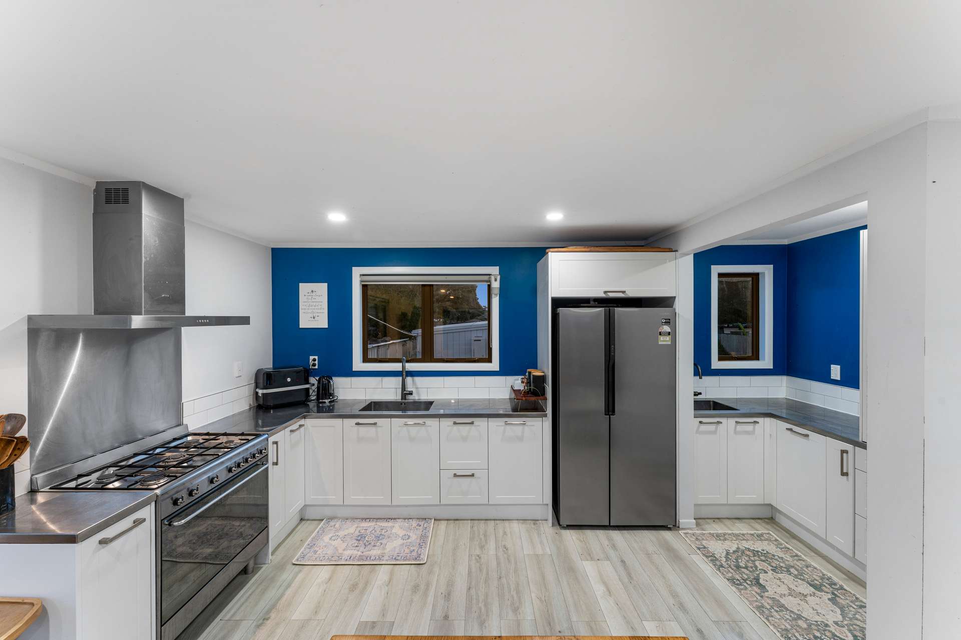 42 Harwood Crescent photo 9