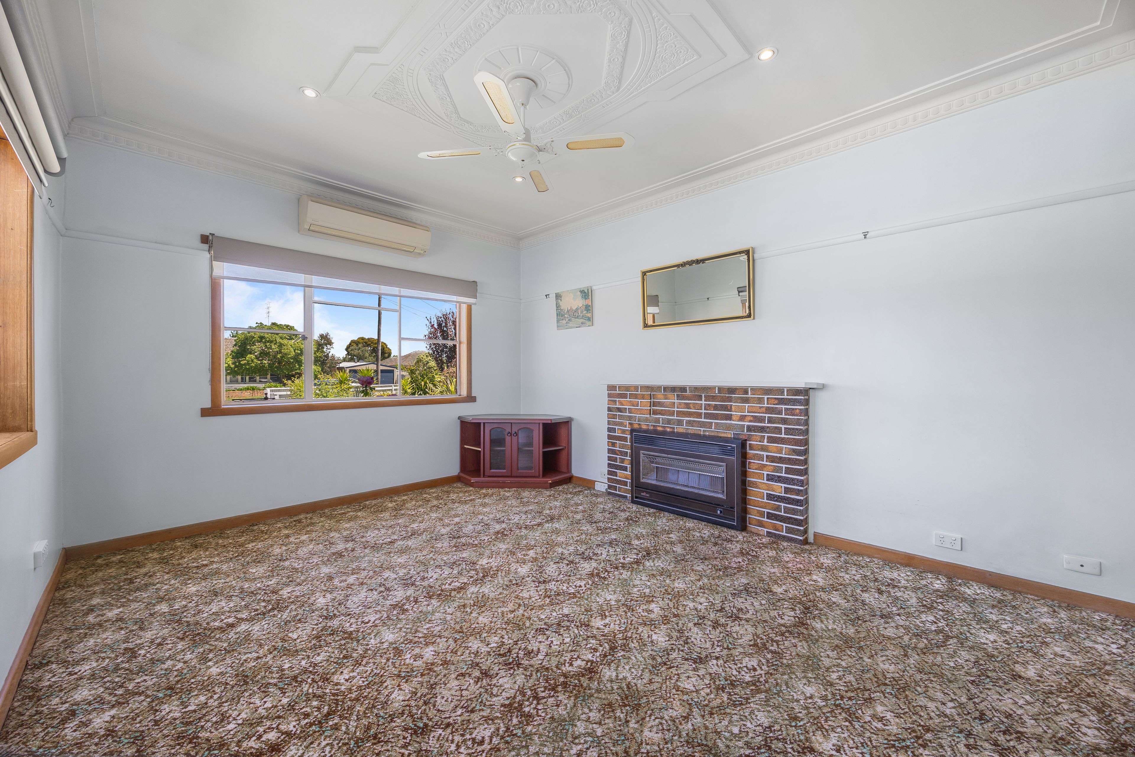 39 Hawthorn Grove, Wendouree, VIC 3355