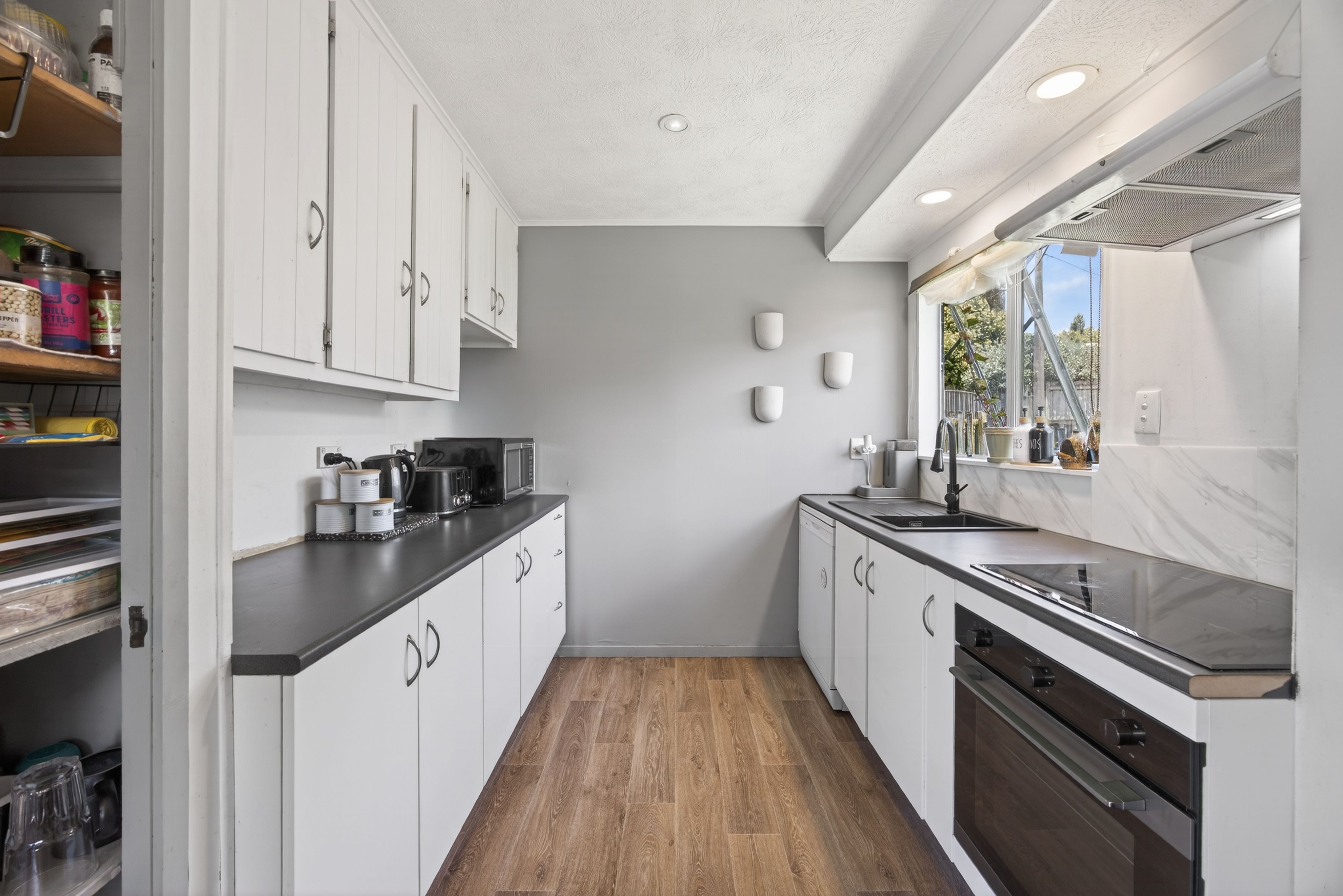 2/32A Helena Street, Massey, Waitakere City