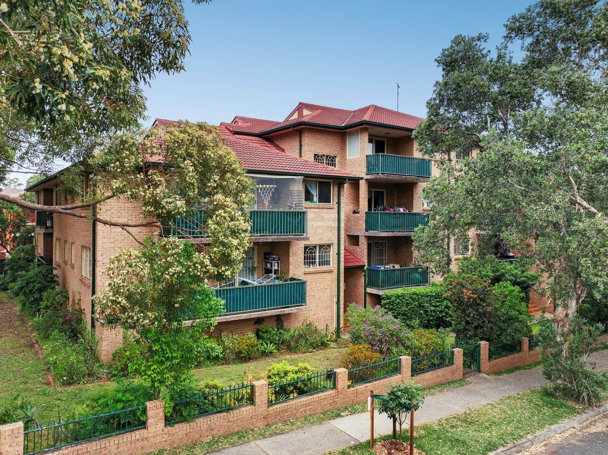 1 Denman Avenue, Wiley Park NSW 2195