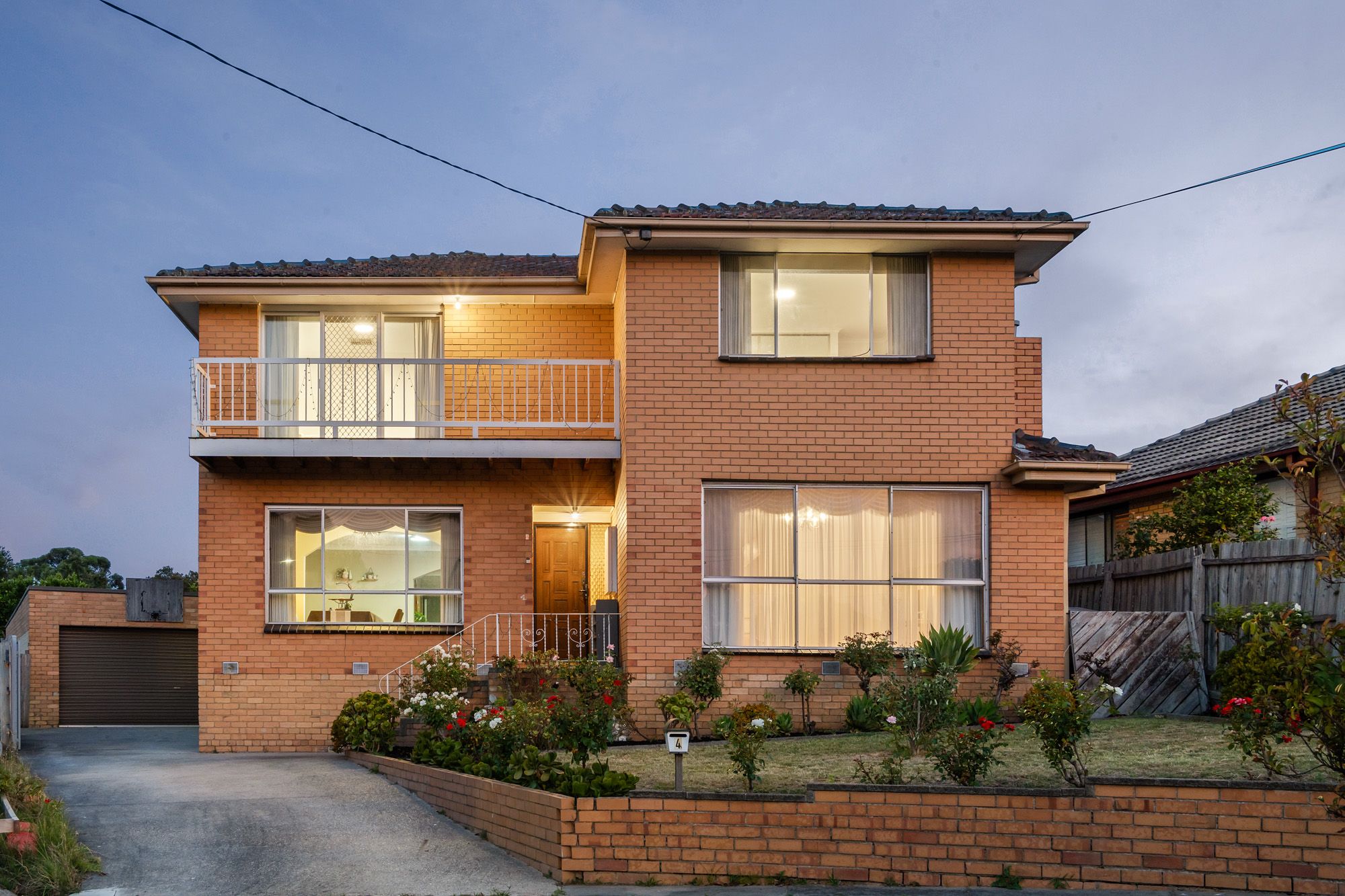 4 Rua Court