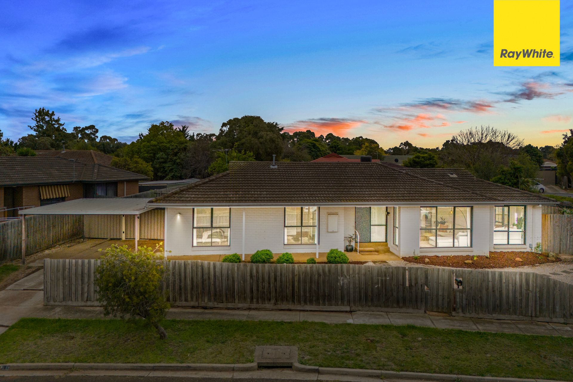 10 Lancaster Way, Melton West, VIC 3337