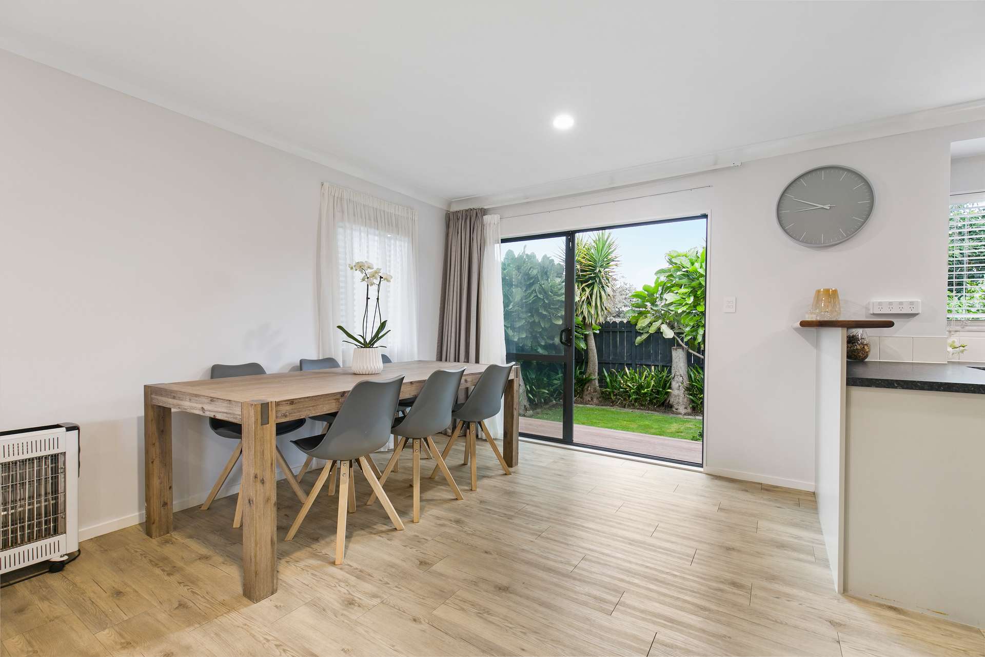 8A Waterview Road photo 3