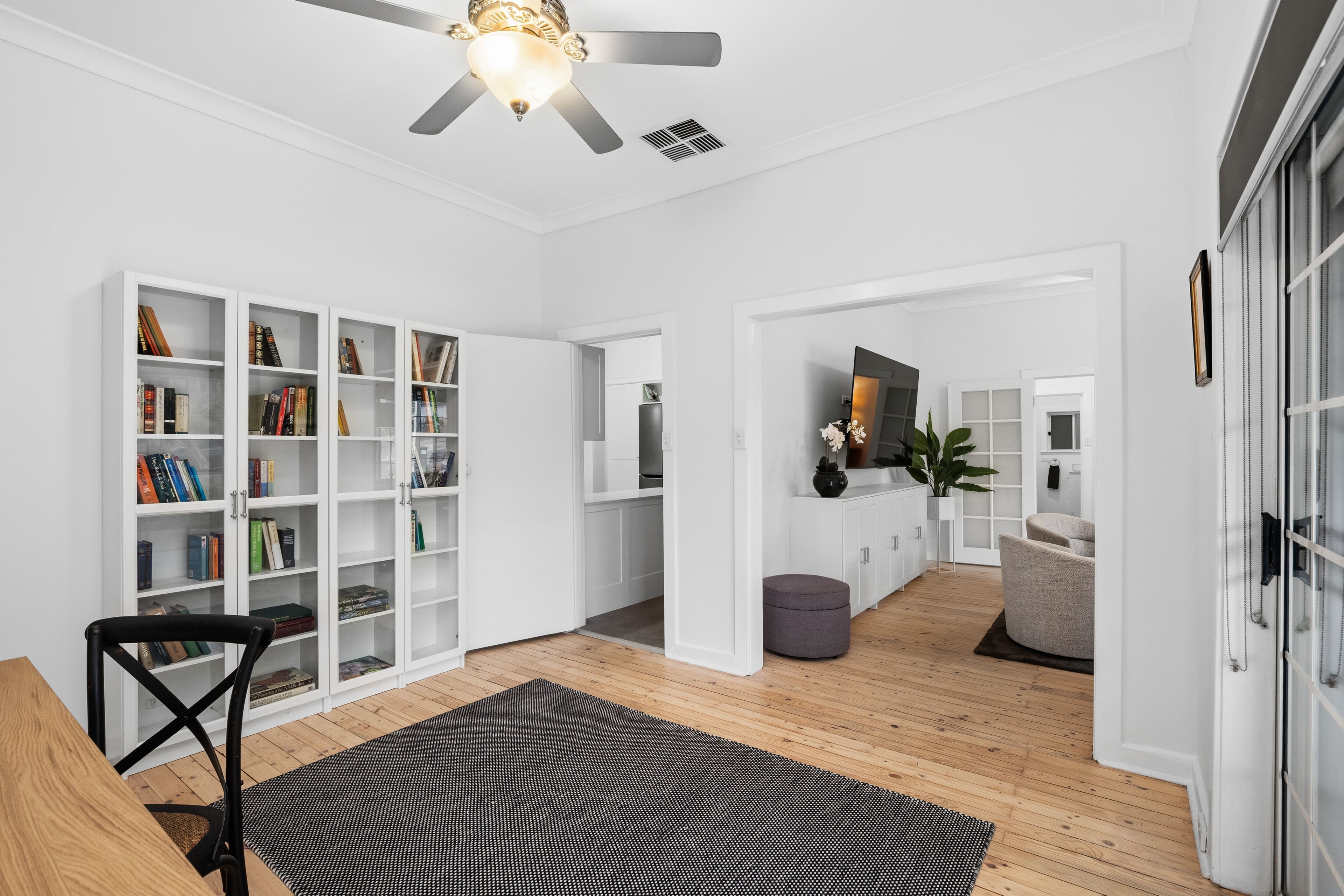 25 Columbia Avenue — photo 7 of 25